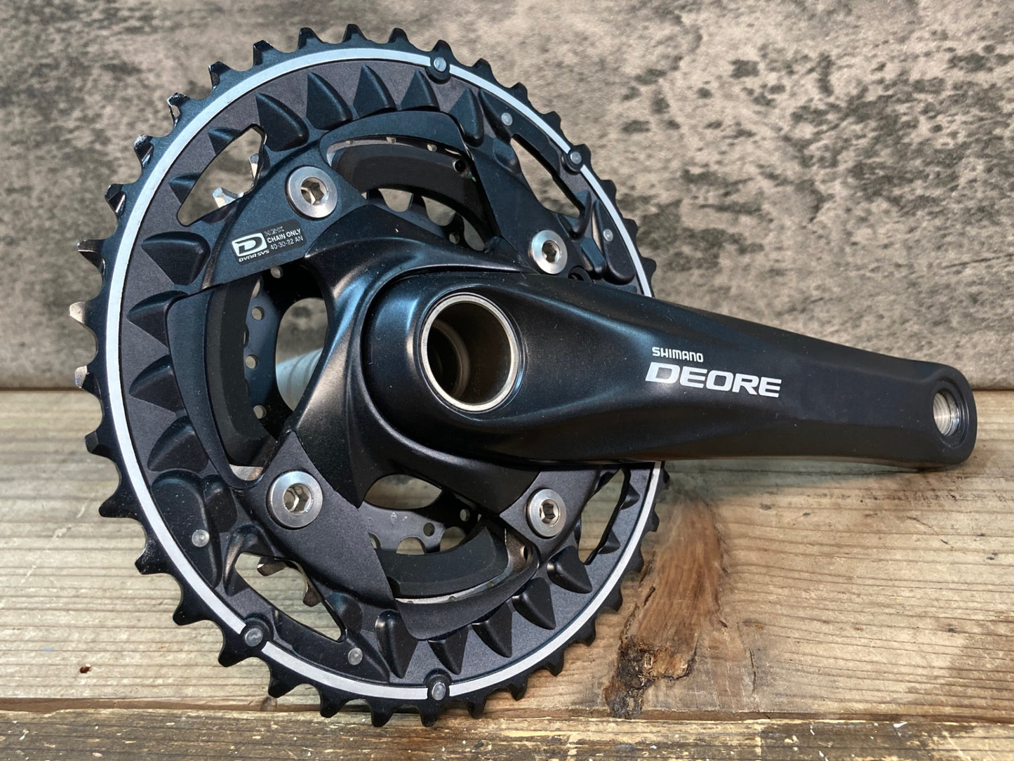 IK885 シマノ SHIMANO デオーレ DEORE FC-M612 クランクセット 170mm 40/30/22T