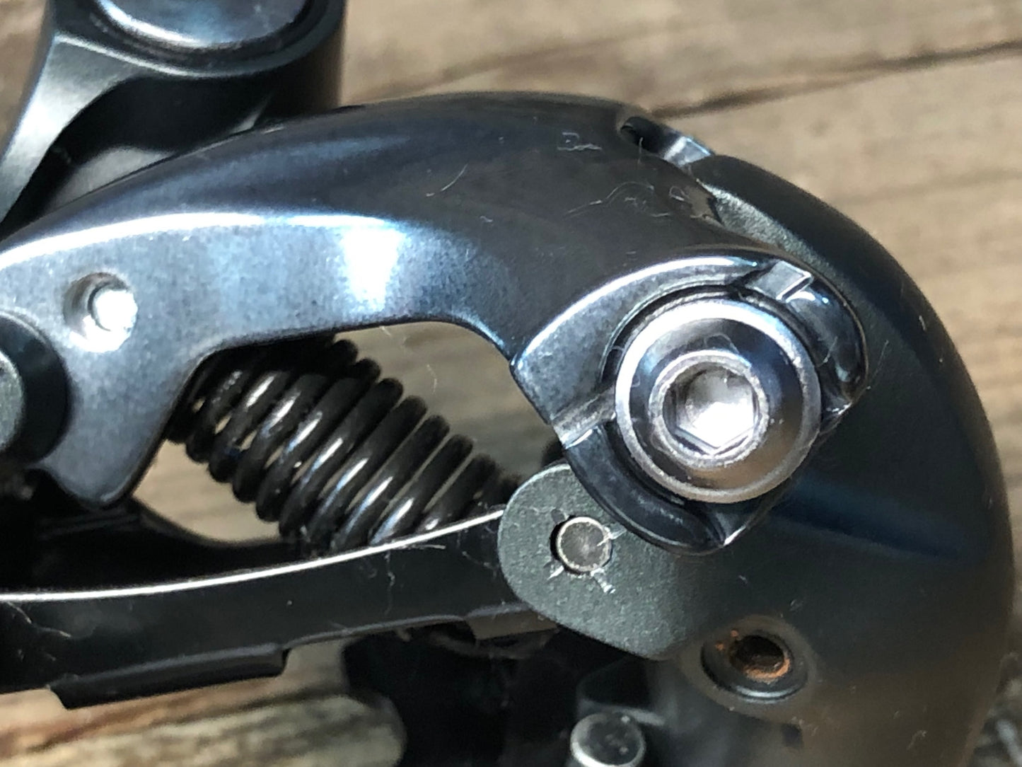 IX896 シマノ SHIMANO ティアグラ TIAGRA RD-4700 リアディレイラー 未使用