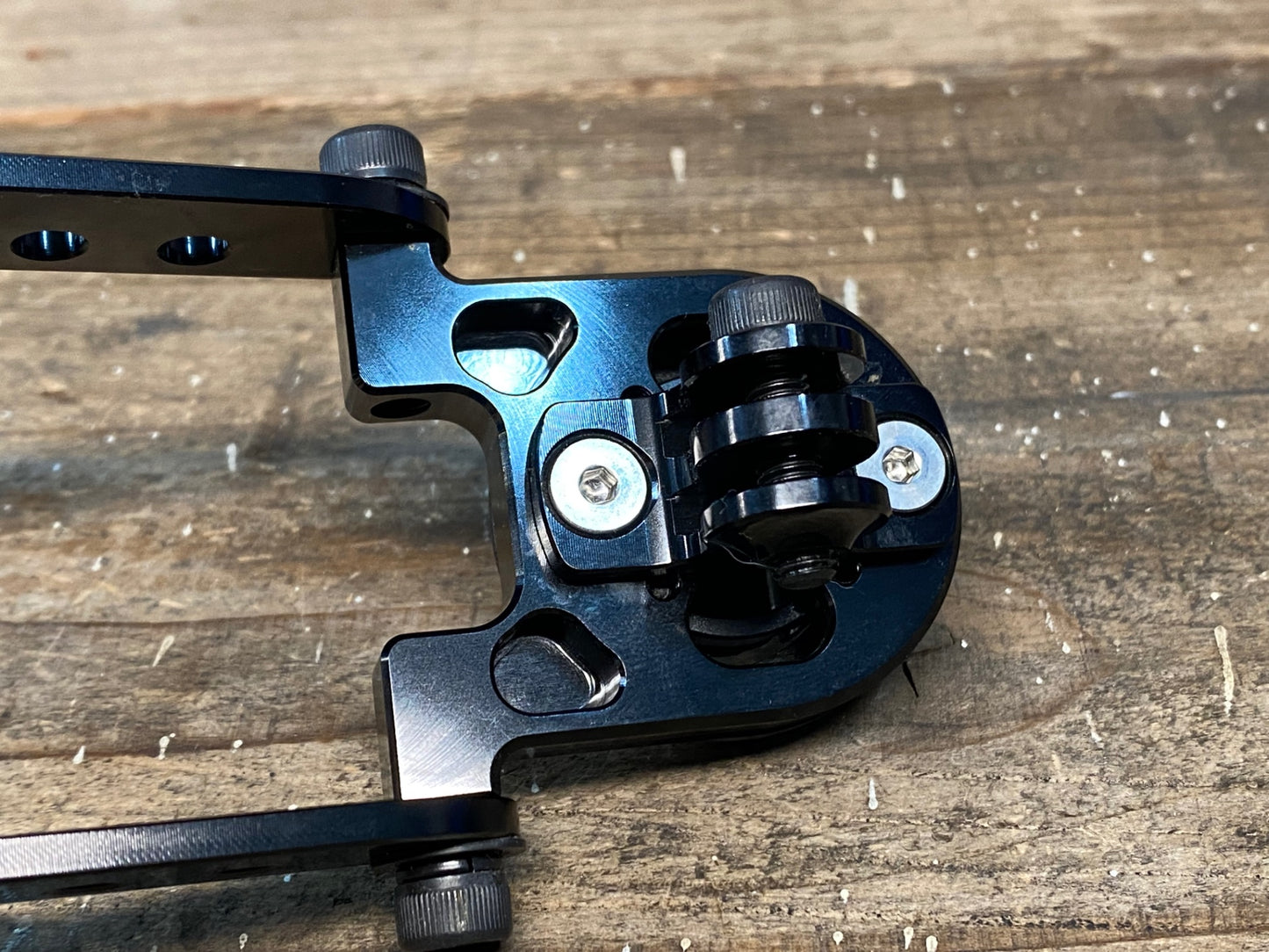 IP899 レックマウント Rec-Mounts 両持ち アウトフロントマウント ガーミンマウント Φ31.8