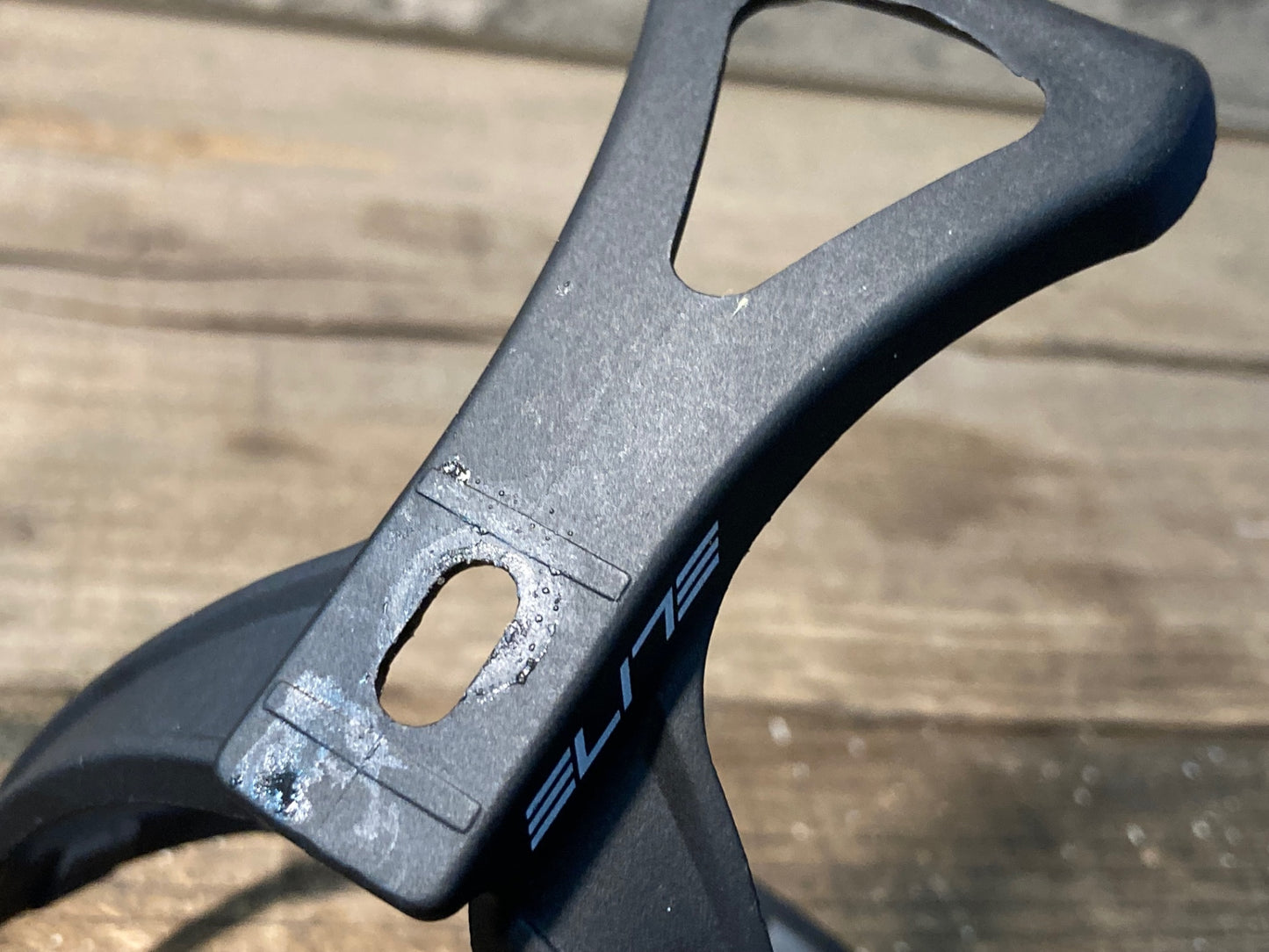 IQ924 エリート ELITE LEGGERO CARBON ボトルケージ 2個セット