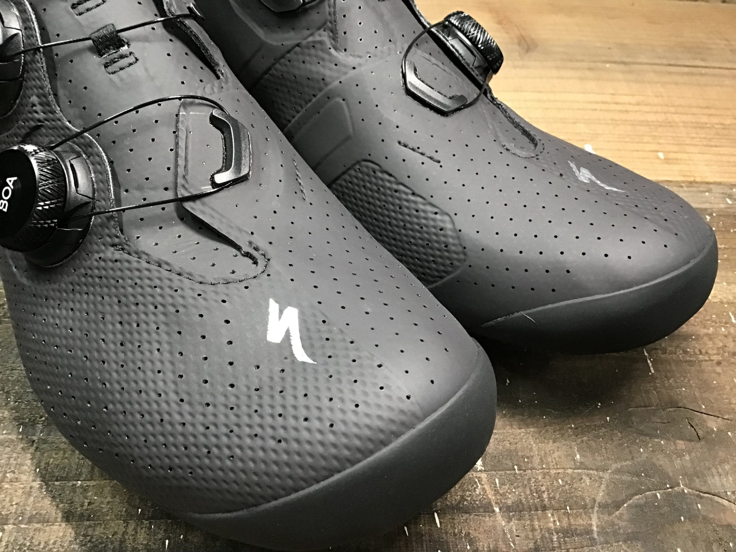 II946 スペシャライズド SPECIALIZED エスワークス S-WORKS TORCH RD ビンディングシューズ 黒 WIDE EU41 SPD-SL