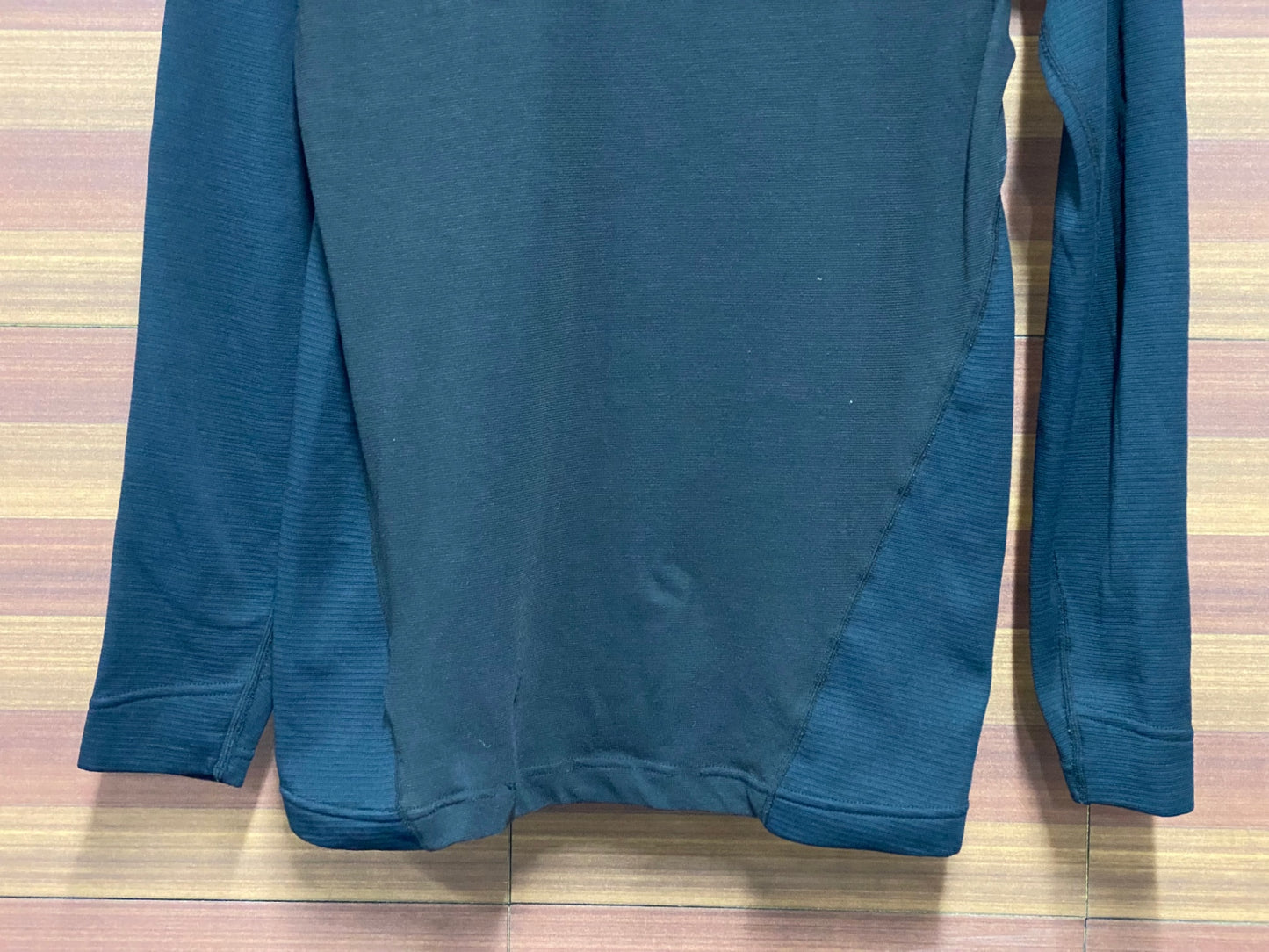 IU215 モンベル mont-bell 長袖 ベースレイヤー 紺 S