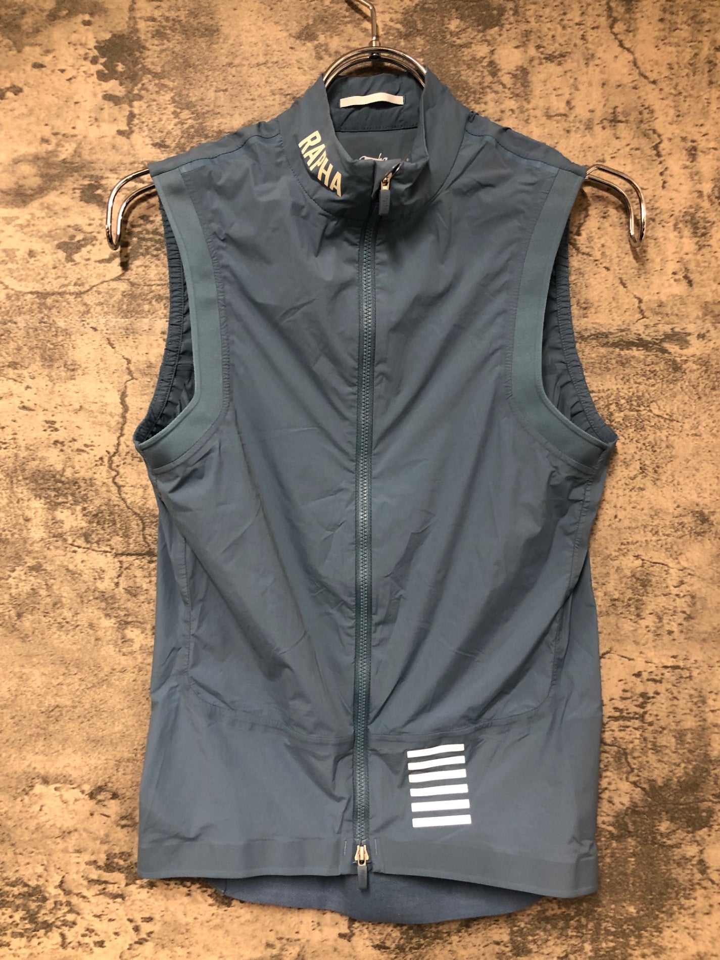IW267 ラファ Rapha プロチームライトウェイトジレ PRO TEAM LIGHTWEIGHT GILET XS 水色