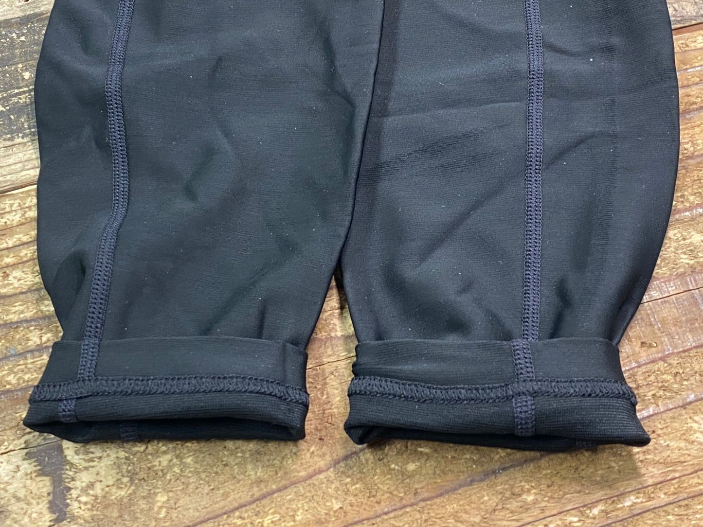 IW436 パールイズミ PEARL iZUMi レッグカバー 黒 M