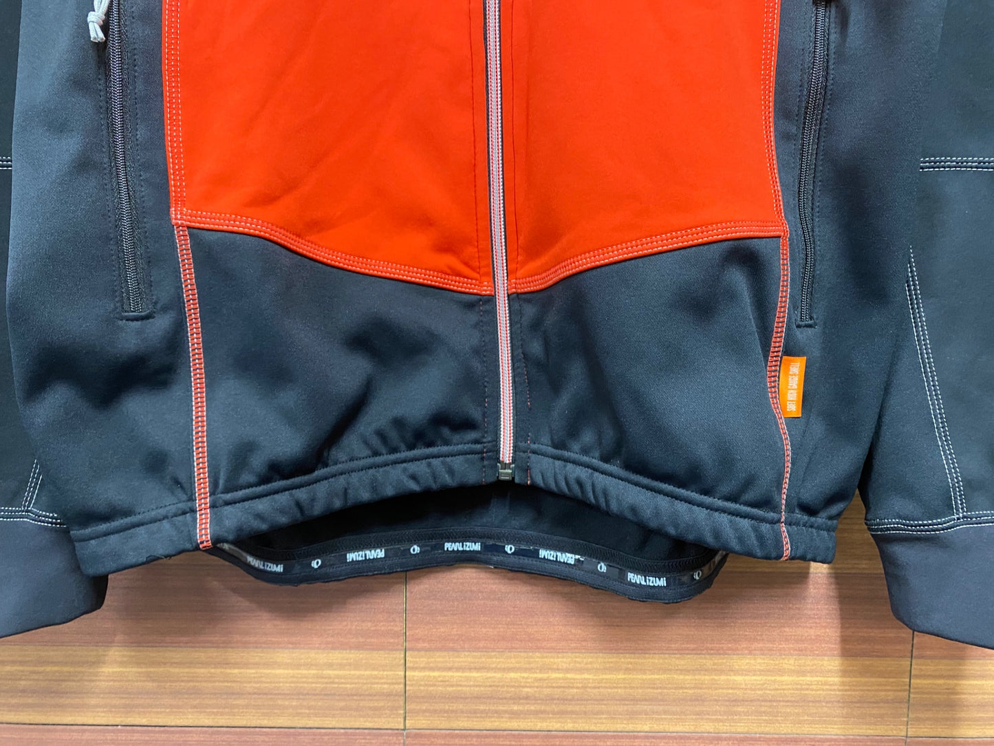 IB513 パールイズミ PEARL iZUMi 長袖 サイクルジャケット 赤 L SOFT HIGH GAUGE SHELL