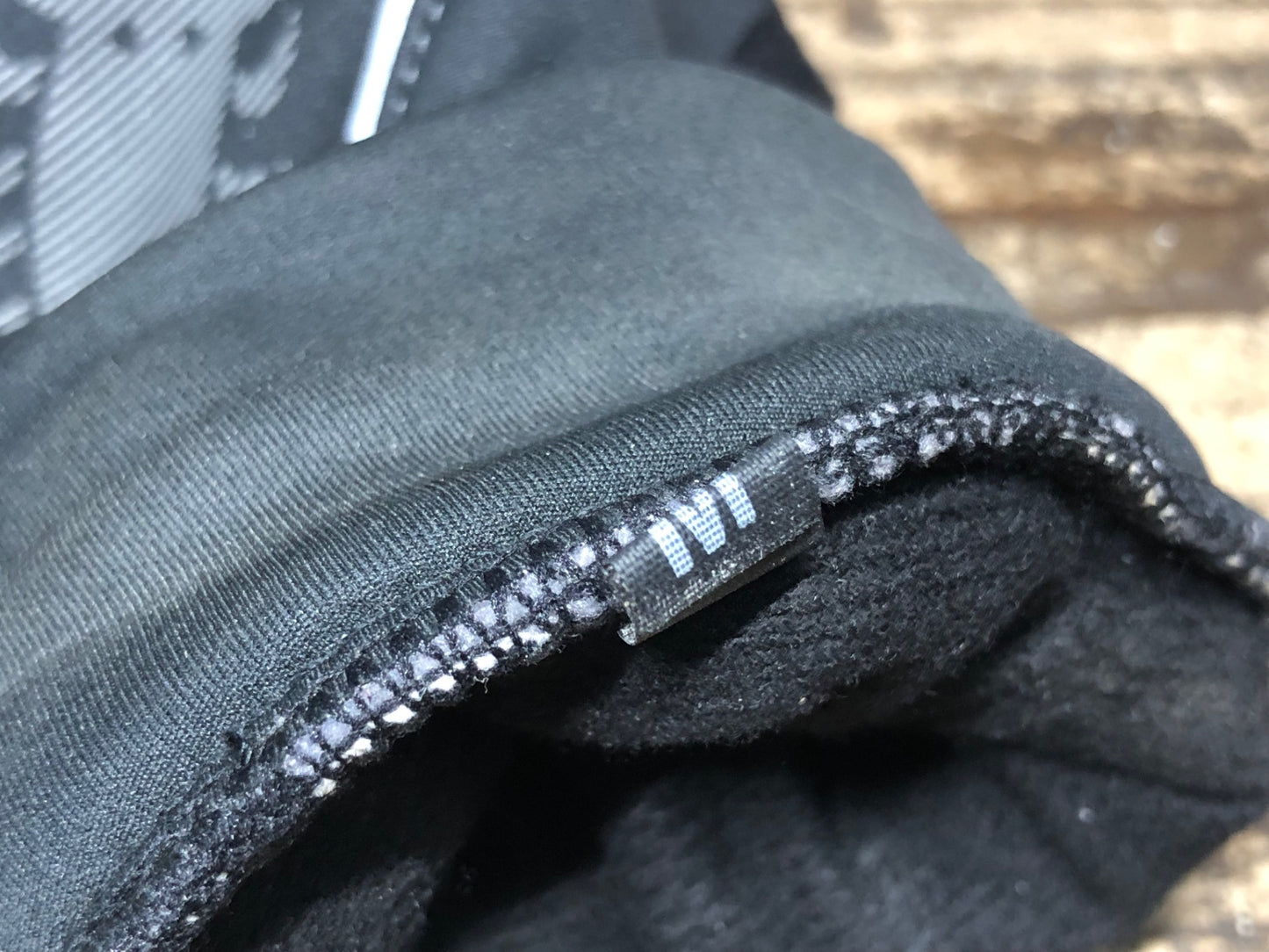 JC155 カステリ CASTELLI 長指 グローブ 黒 M 裏起毛