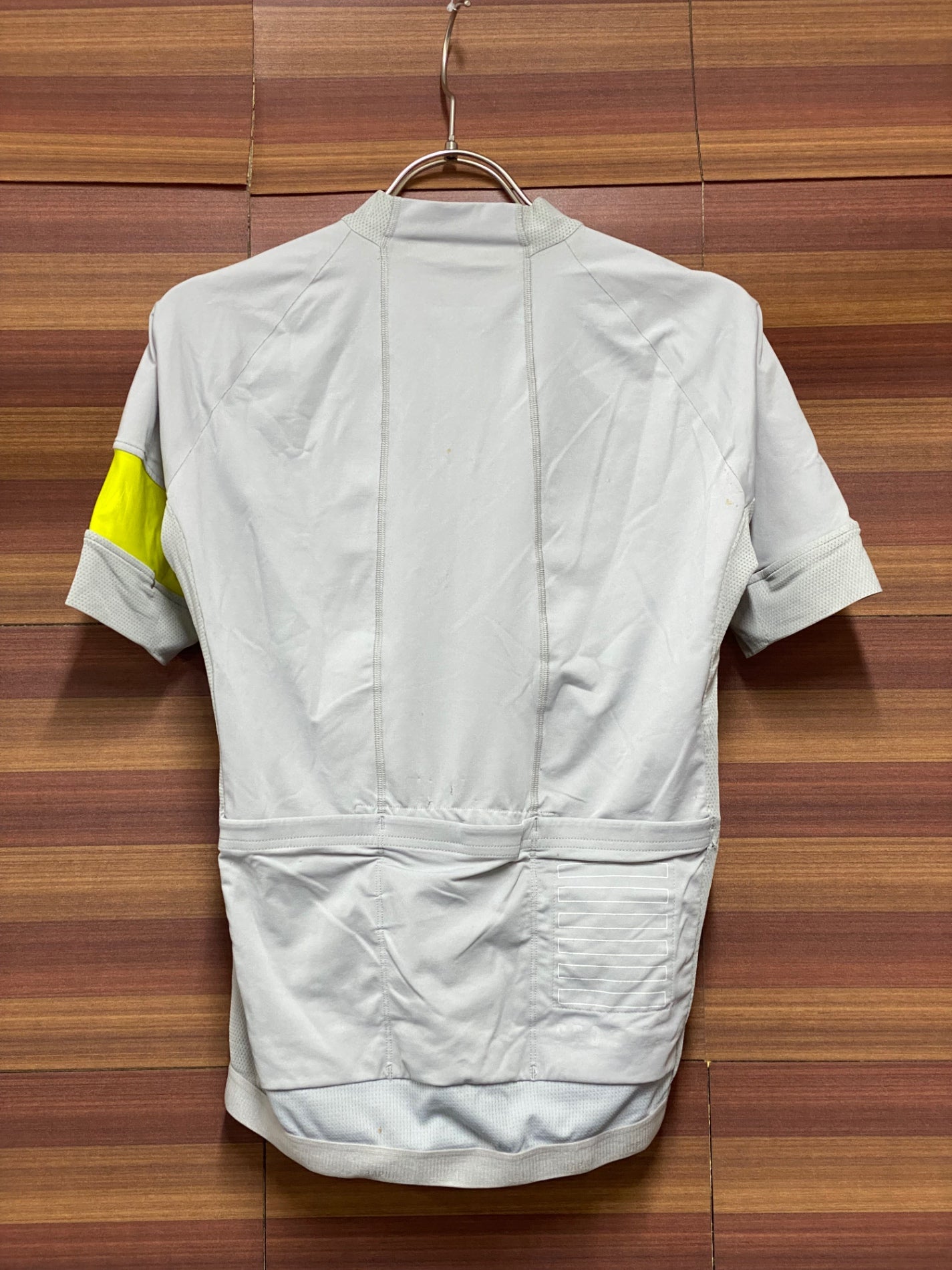 IV198 ラファ Rapha PRO TEAM 半袖サイクルジャージ グレー S 日焼け 汚れ 裾ゴム伸び