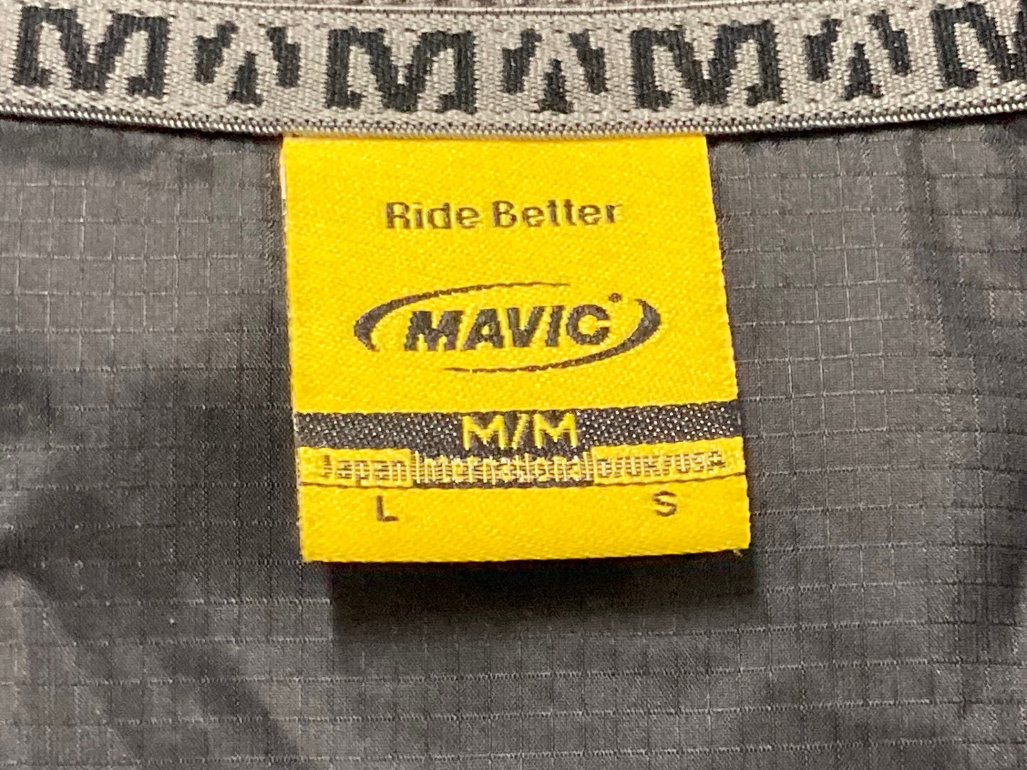 IO385 マビック MAVIC 長袖ウィンドブレーカー 黒 L