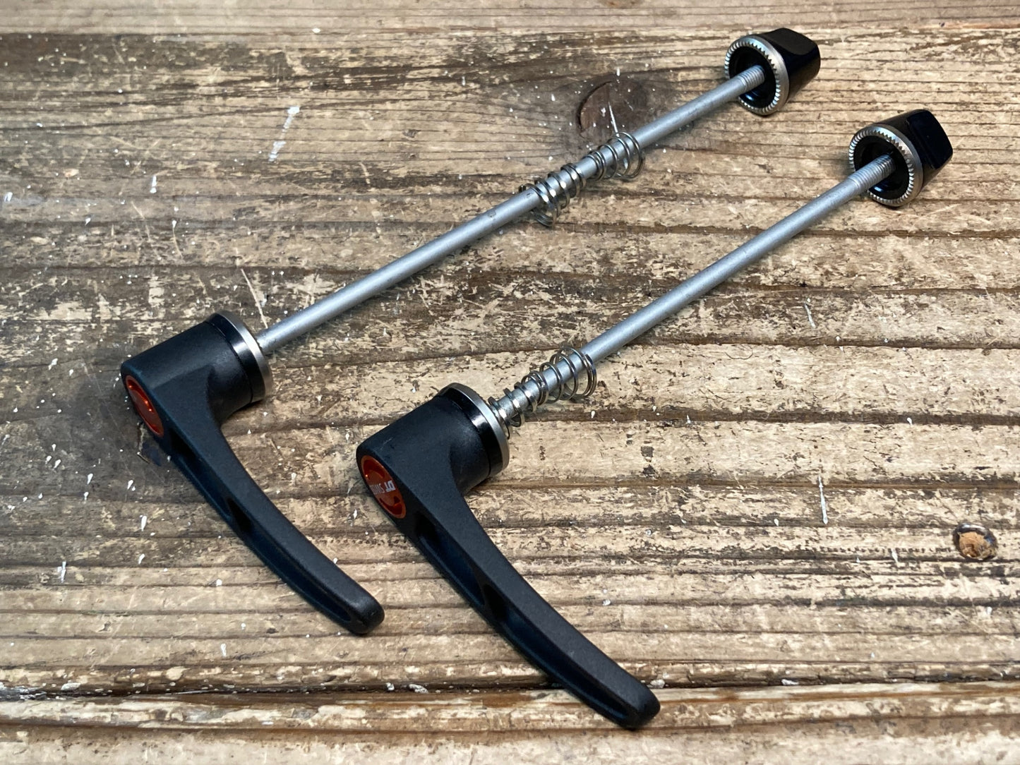 JA660 DT SWISS RWS クイックスキュワー 100/130mm スチールシャフト 前後セット