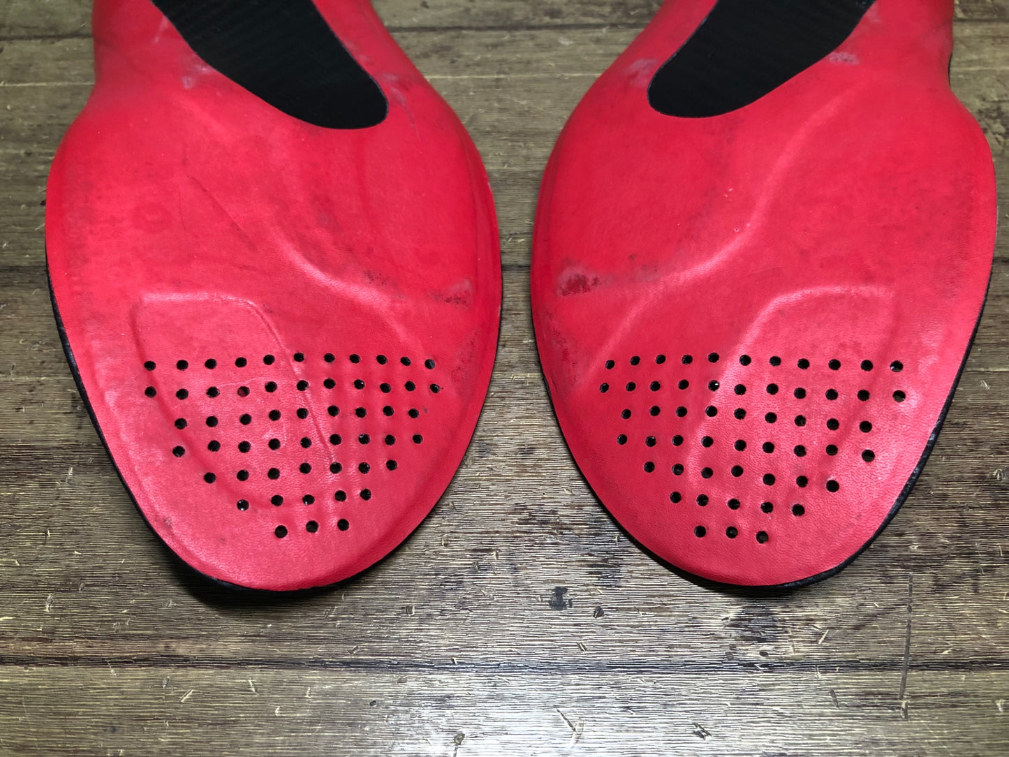 JB516 ソールスター SOLESTAR KONTROL インソール 黒 赤 EU42