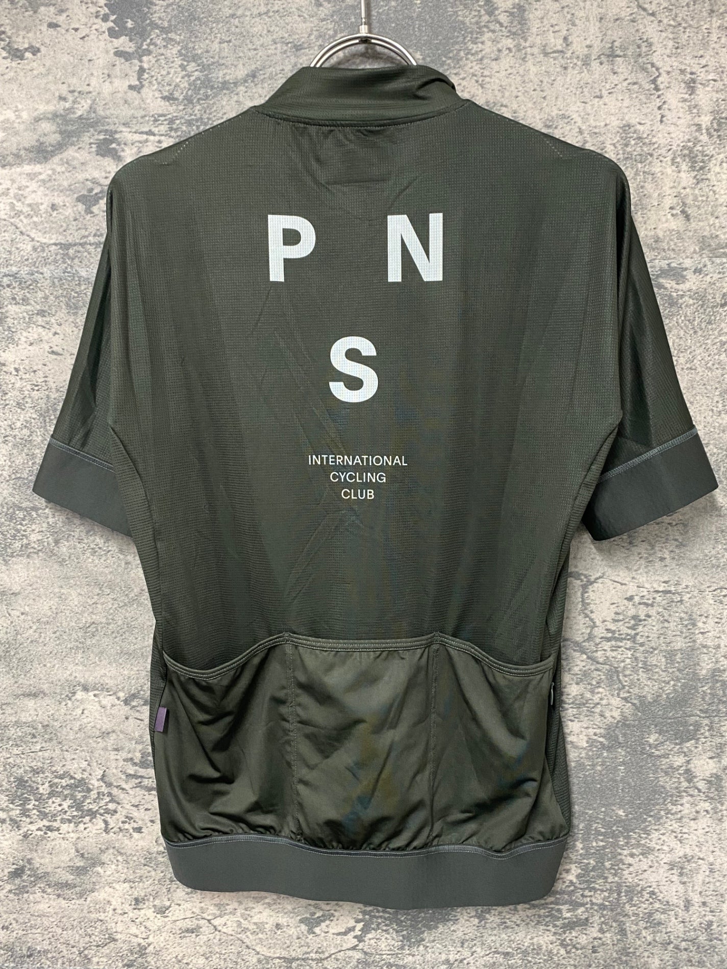 JC406 パスノーマルスタジオ Pas Normal Studios | Men's Mechanism Jersey 半袖 サイクルジャージ ダークオリーブ L