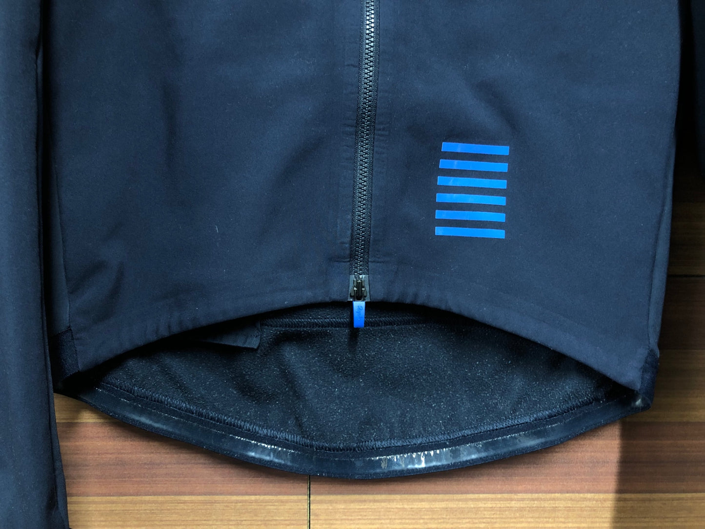 IN881 ラファ Rapha PRO TEAM TRAINING JACKET 長袖 サイクルジャケット 紺 M 裏起毛