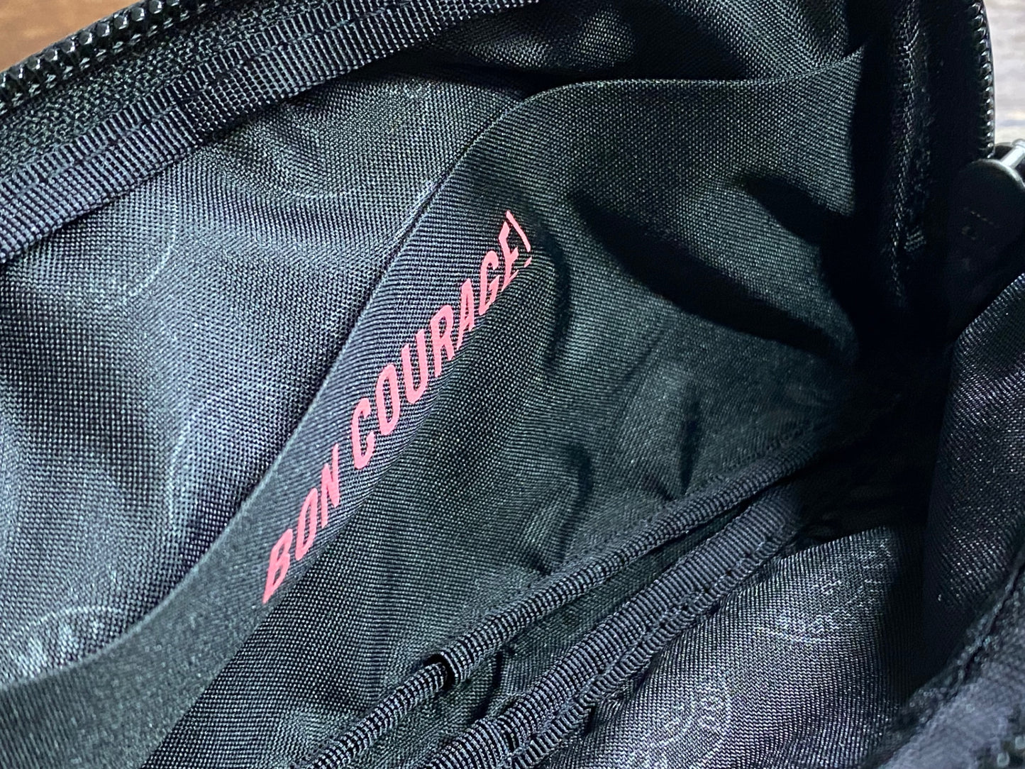 IZ250 ラファ Rapha エッセンシャルケース ESSENTIALS CASE 黒