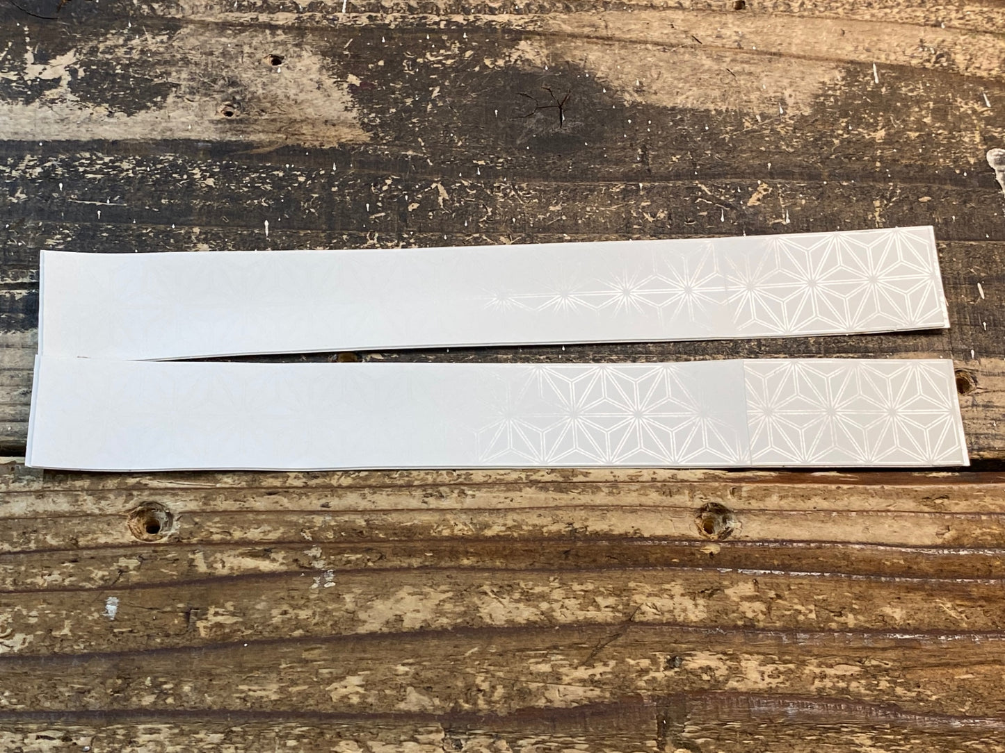 IY383 スパカズ SUPACAZ SUPER STICKY KUSH バーテープ ホワイト