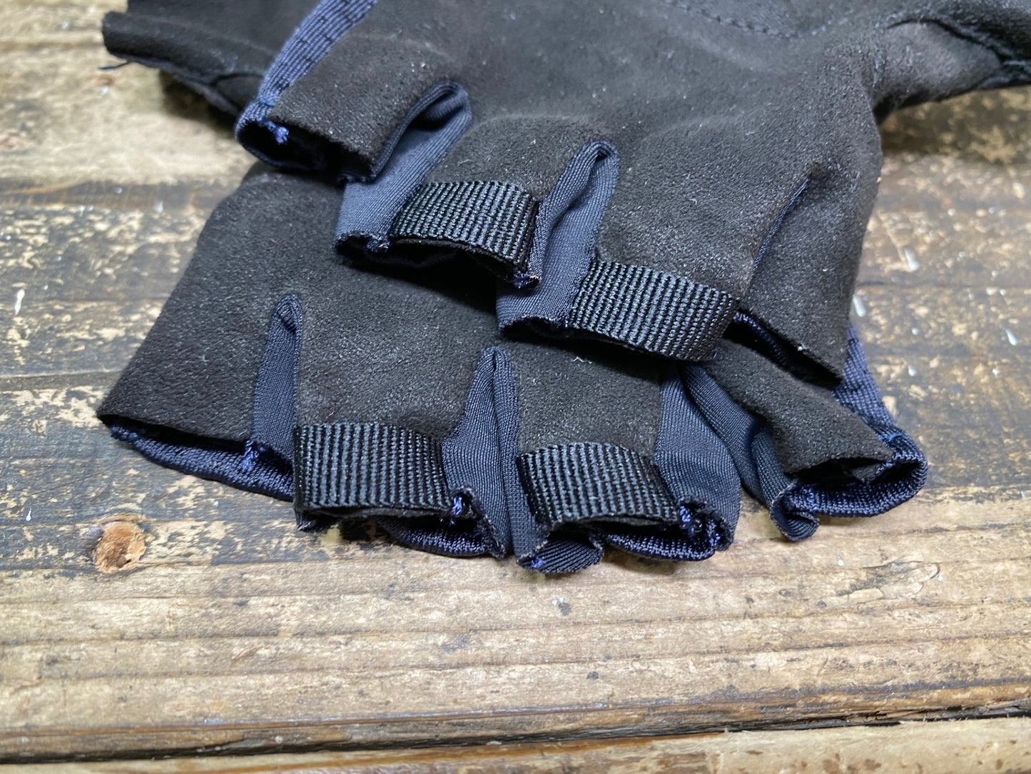 JB085 ラファ Rapha CORE MITTS 指切りグローブ 紺 黒 XS