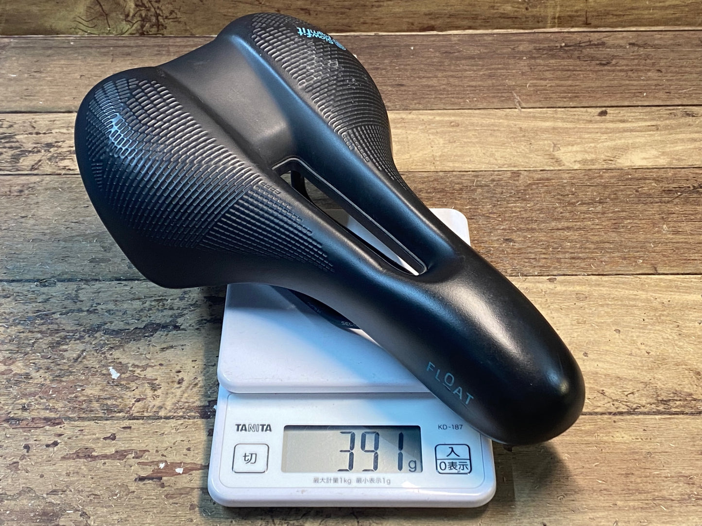 IE649 セラロイヤル SELLE ROYAL FLOAT サドル OXEレール 黒