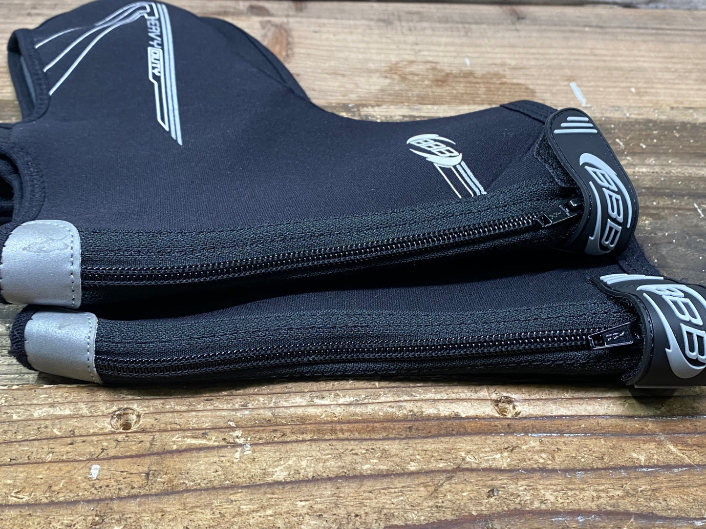 IR947 BBB シューズカバー 黒 SIZE41/42