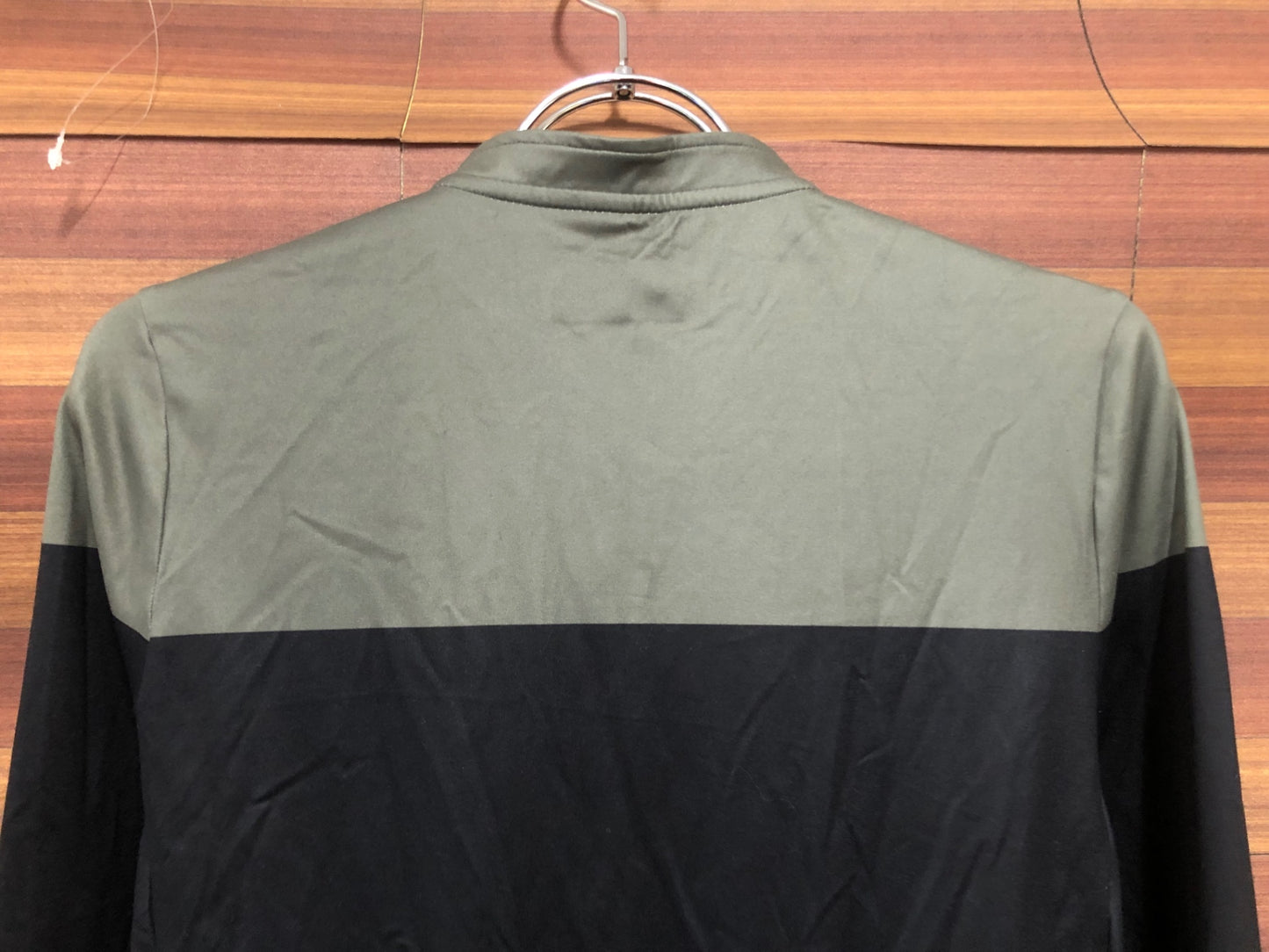 IO564 カフェドシクリステ CAFE DU CYCLISTE 長袖 サイクルジャージ カーキ黒 S