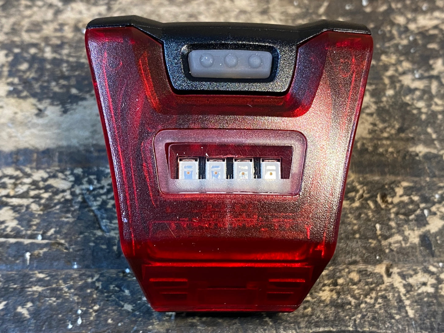 IV819 ジャイアント GIANT Numen+ Uniclip TL 2 テールライト