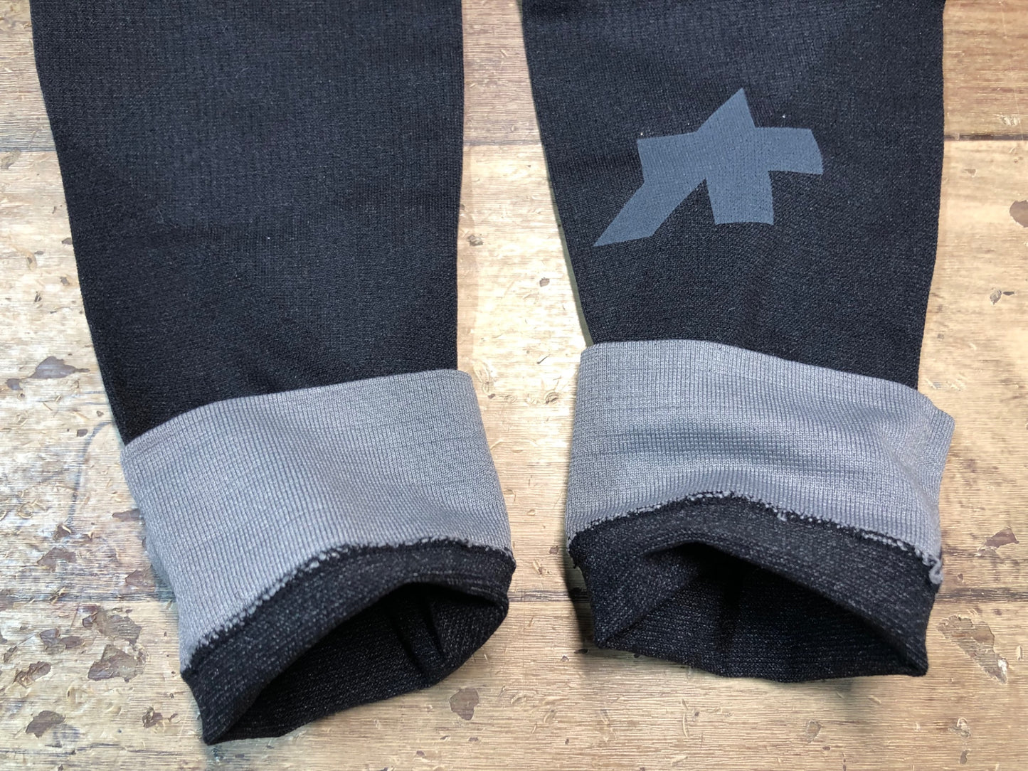 IM062 アソス assos ARM PROTECTOR アームカバー 黒 O