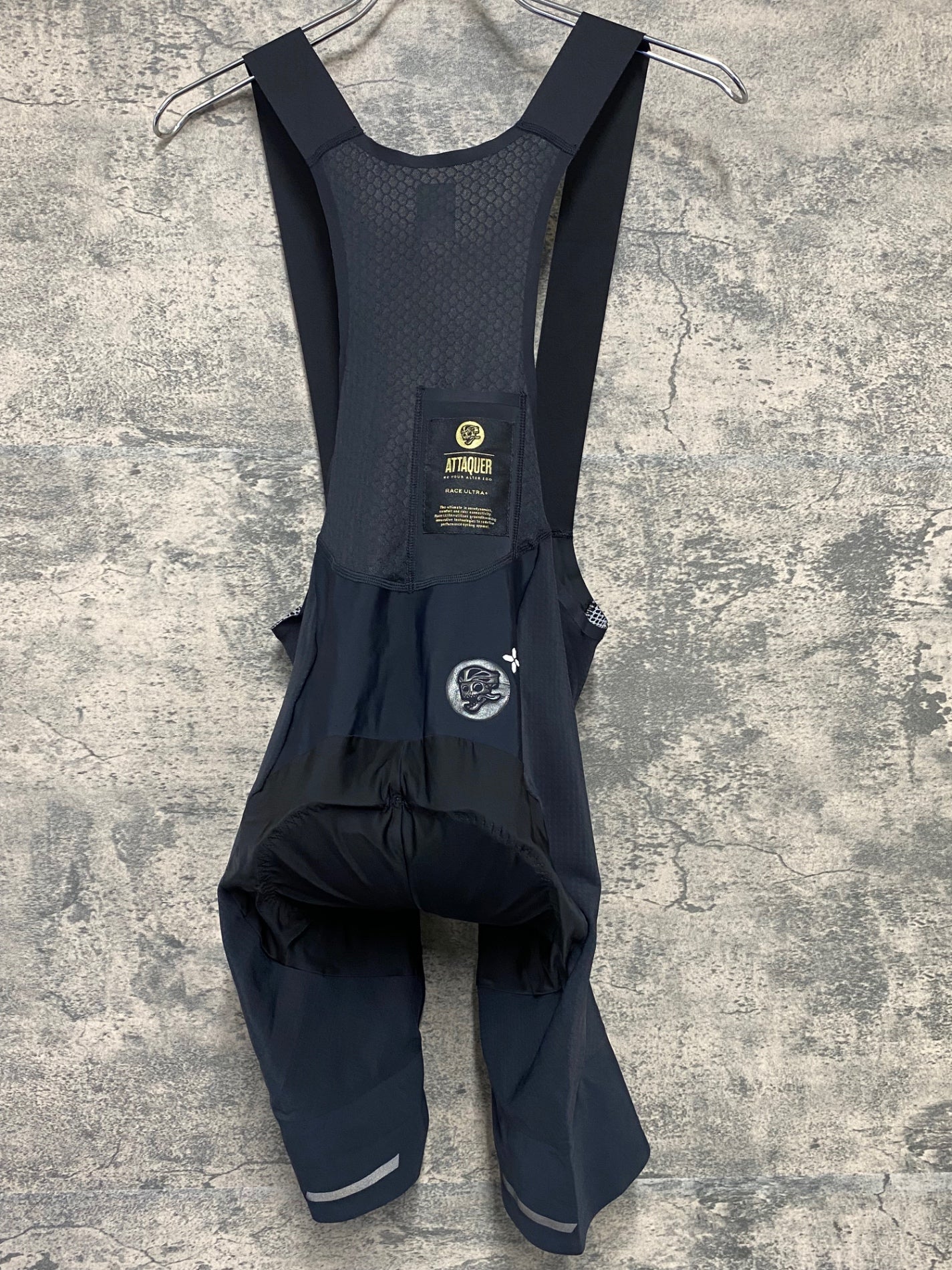 IY682 アタッカー ATTAQUER ビブショーツ M 黒