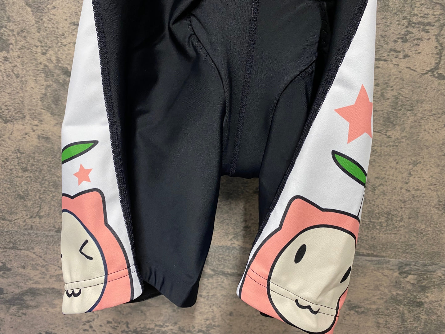 JD168 ウエイブワン WAVE ONE ビブショーツ 総柄 XL あの夏で待ってる