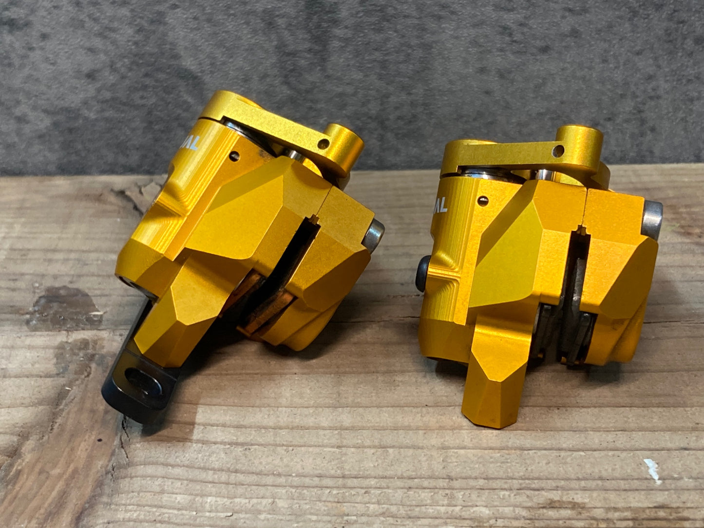 IN630 グロータック GROWTAC イコール EQUAL 機械式ディスクブレーキキャリパーセット オレンジ フラットマウント