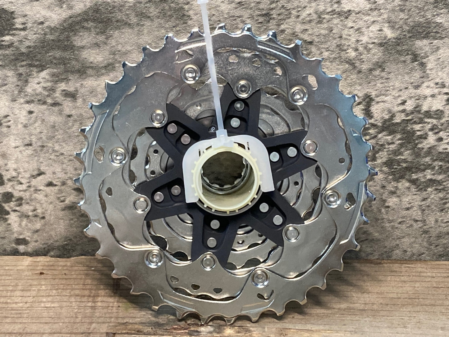 IQ119 シマノ SHIMANO 105 CS-HG710-12 スプロケット 12s 11-36T