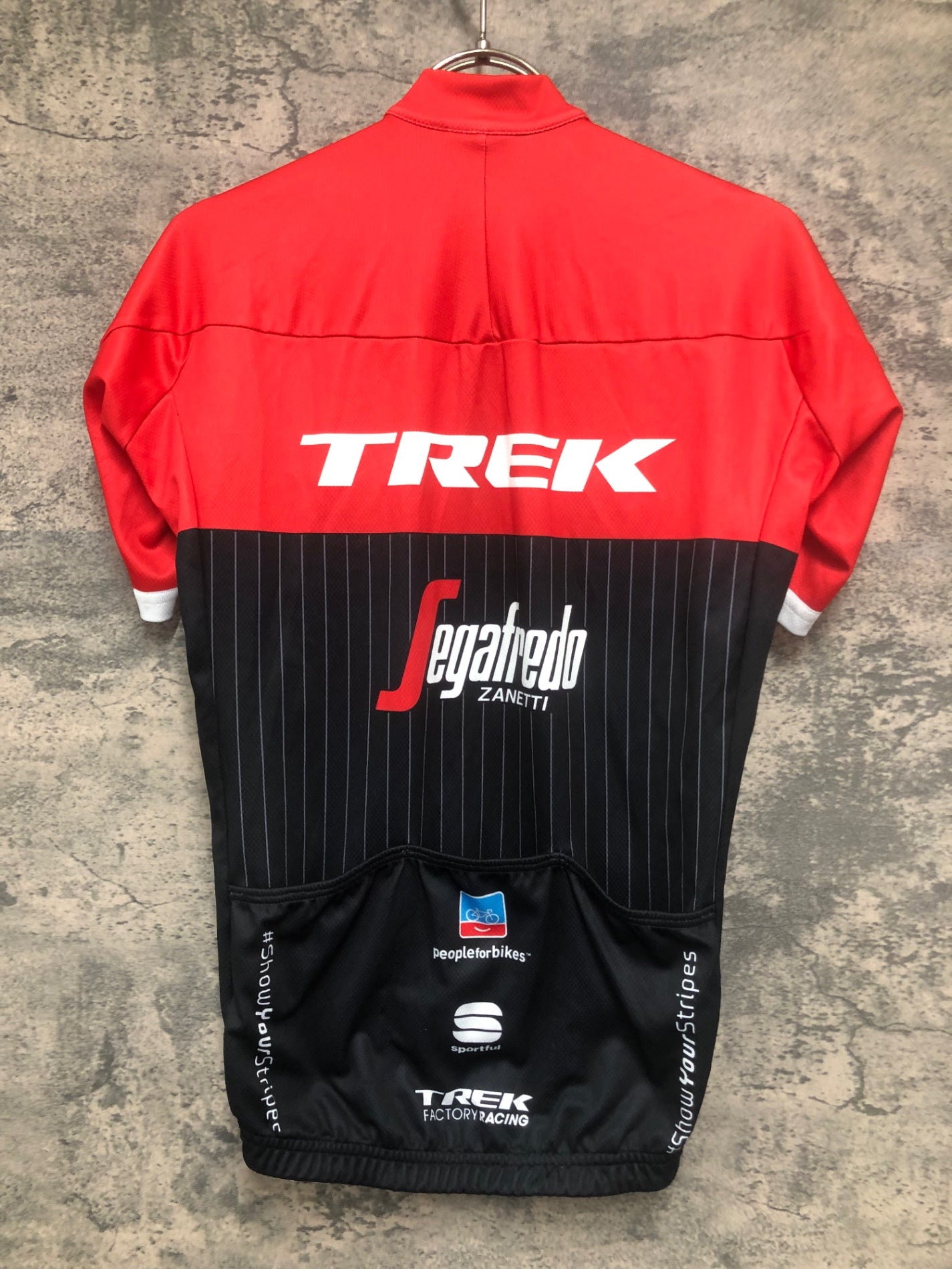 IY167 スポーツフル sportful 半袖 サイクルジャージ 黒 赤 XS