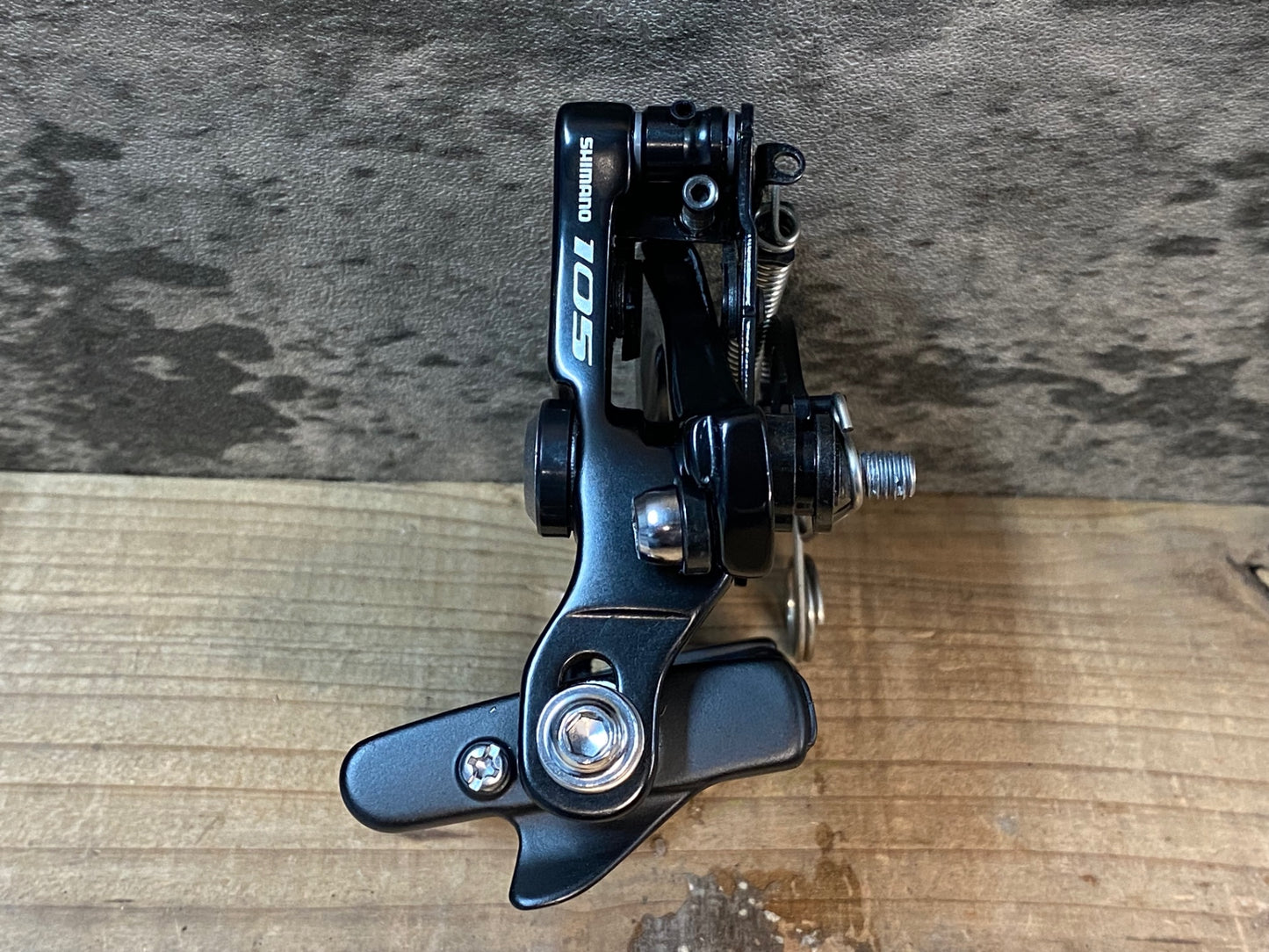 IW375 シマノ SHIMANO 105 BR-5810R ダイレクトマウントブレーキ リアのみ