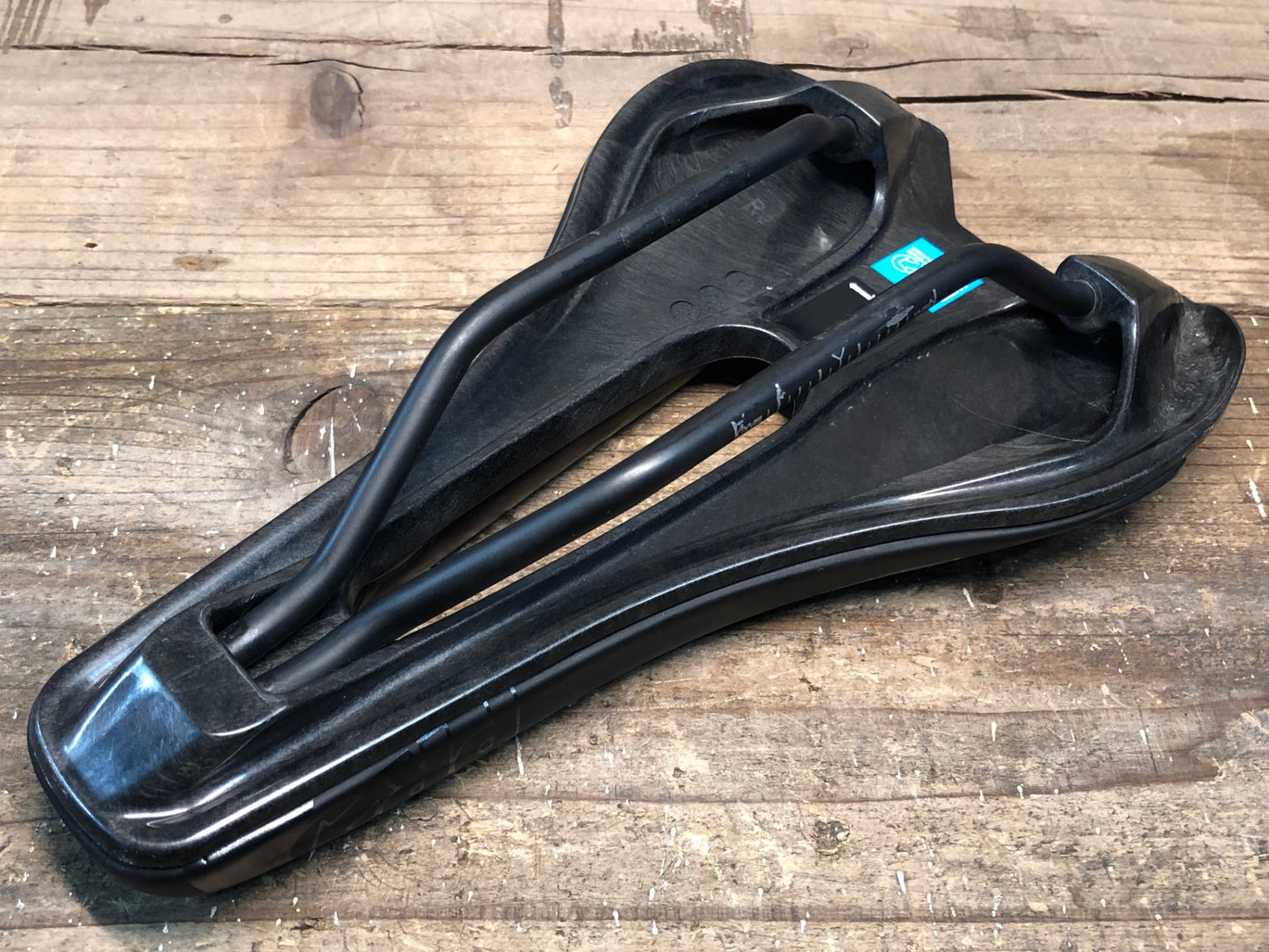 IQ413 シマノプロ SHIMANO PRO エアロフューエル AEROFUEL サドル ステンレススチールレール