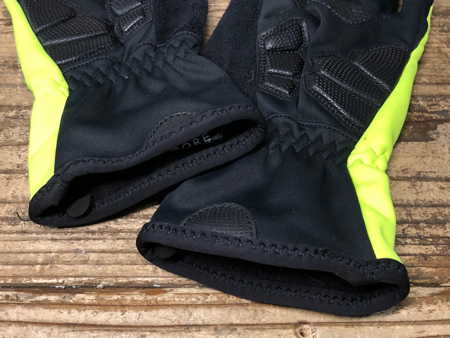 JC311 ゴア GORE BIKE WEAR WINDSTOPPER 裏起毛 長指 サイクルグローブ 黄 L