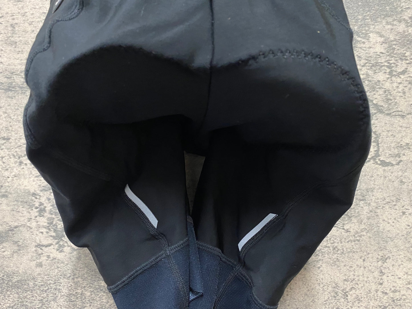 IZ498 パールイズミ PEARL iZUMi ビブショーツ 黒 M 3DR