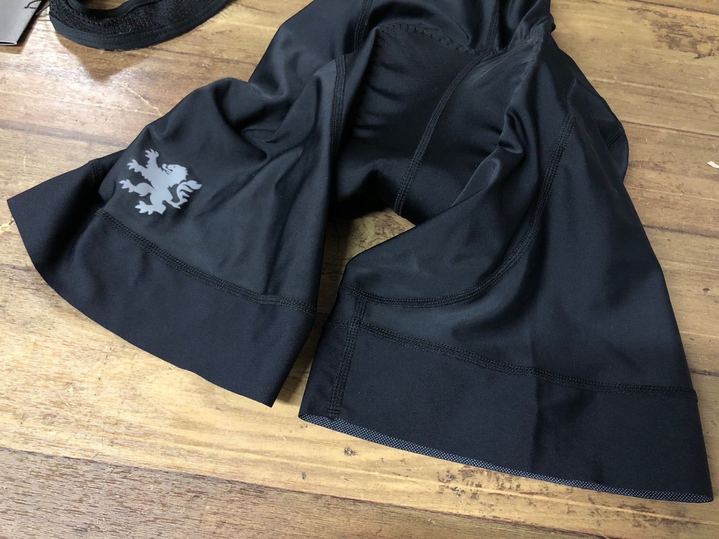 IQ616 リオンドカペルミュール Lion de KAPELMUUR レジェフィットビブショーツ M 黒 未使用