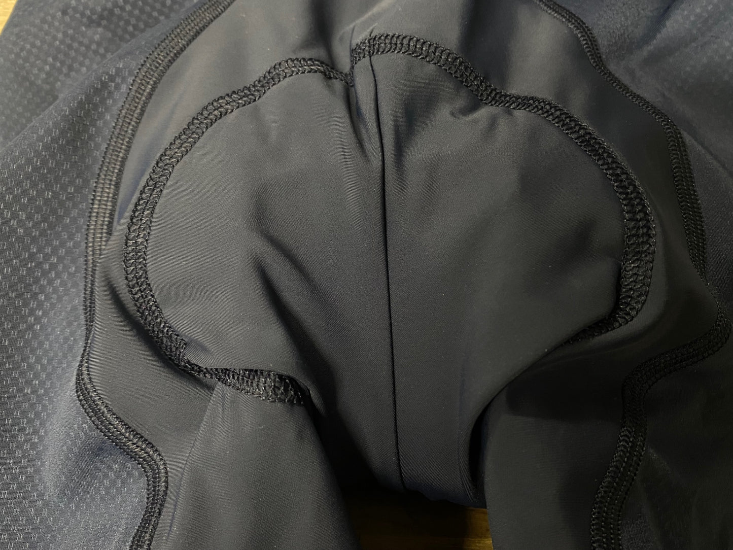 IQ184 カステリ CASTELLI ビブショーツ 紺 XL