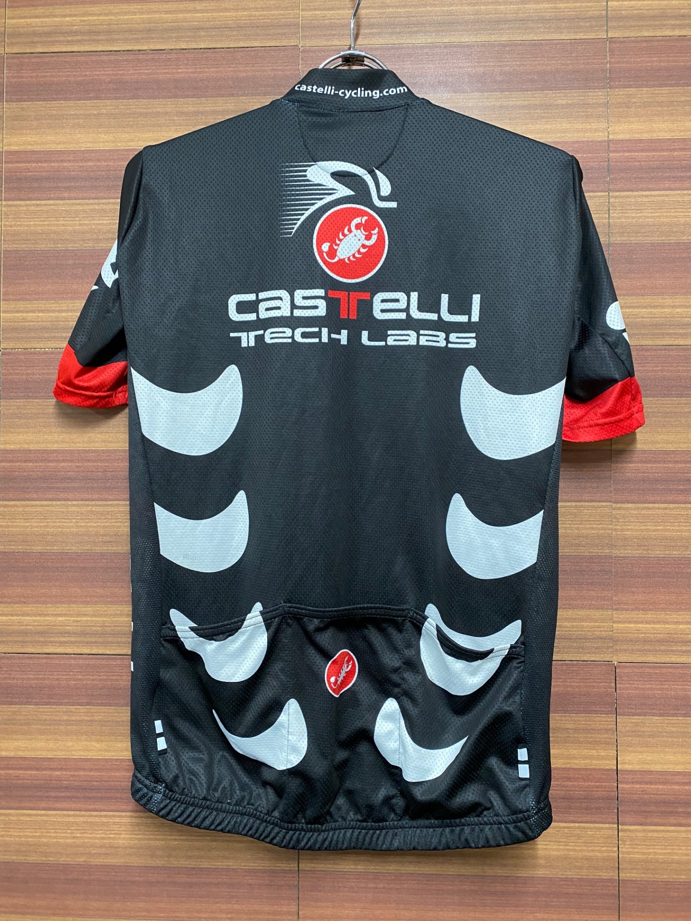 IA079 カステリ CASTELLI ロッソコルサ ROSSO CORSA 半袖 サイクルジャージ 黒 XL ※プリント擦れ