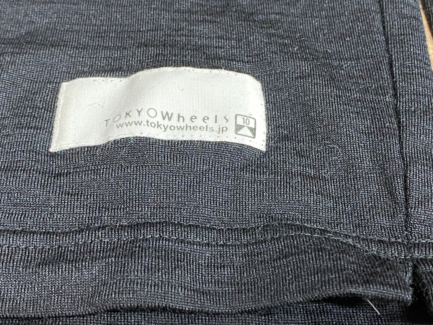 IN940 トーキョーウィールズ TOKYOWheels 長袖 ベースレイヤー 黒 ※サイズ不明、動物の毛