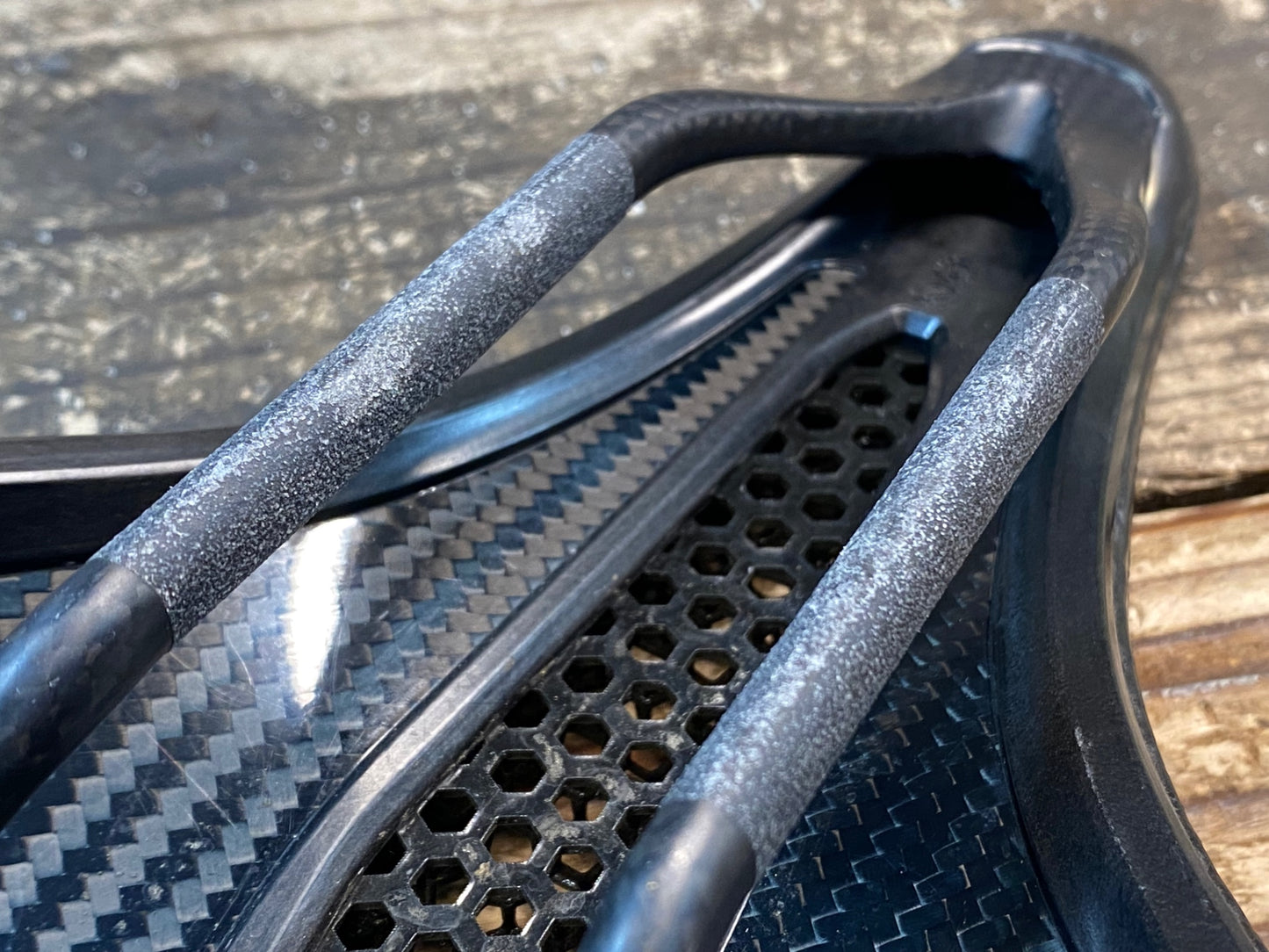 IW445 スペシャライズド SPECIALIZED S-WORKS POWER with MIRROR サドル 黒 カーボンレール