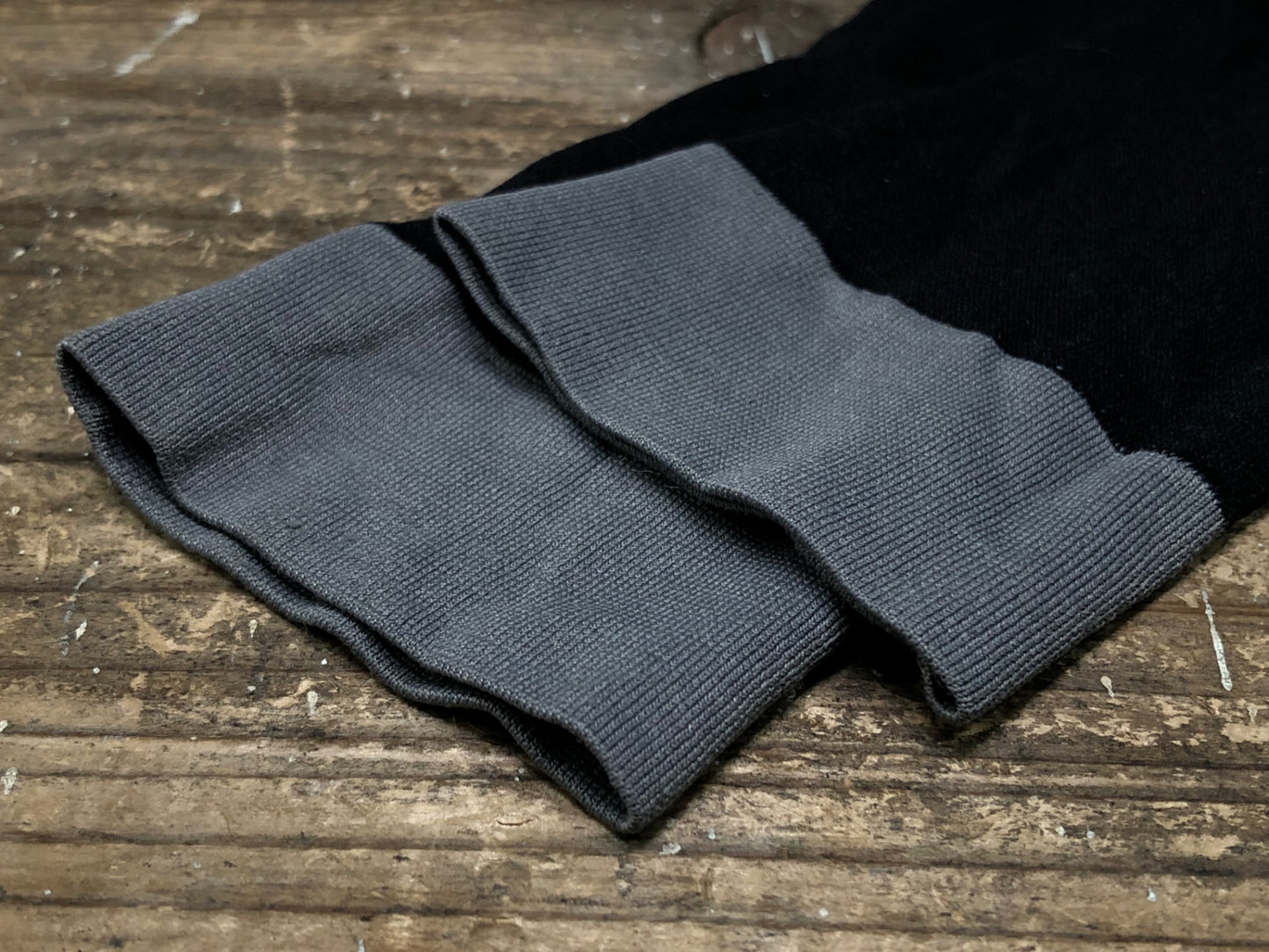 IW780 アソス assos アームカバー 黒 Ⅰ