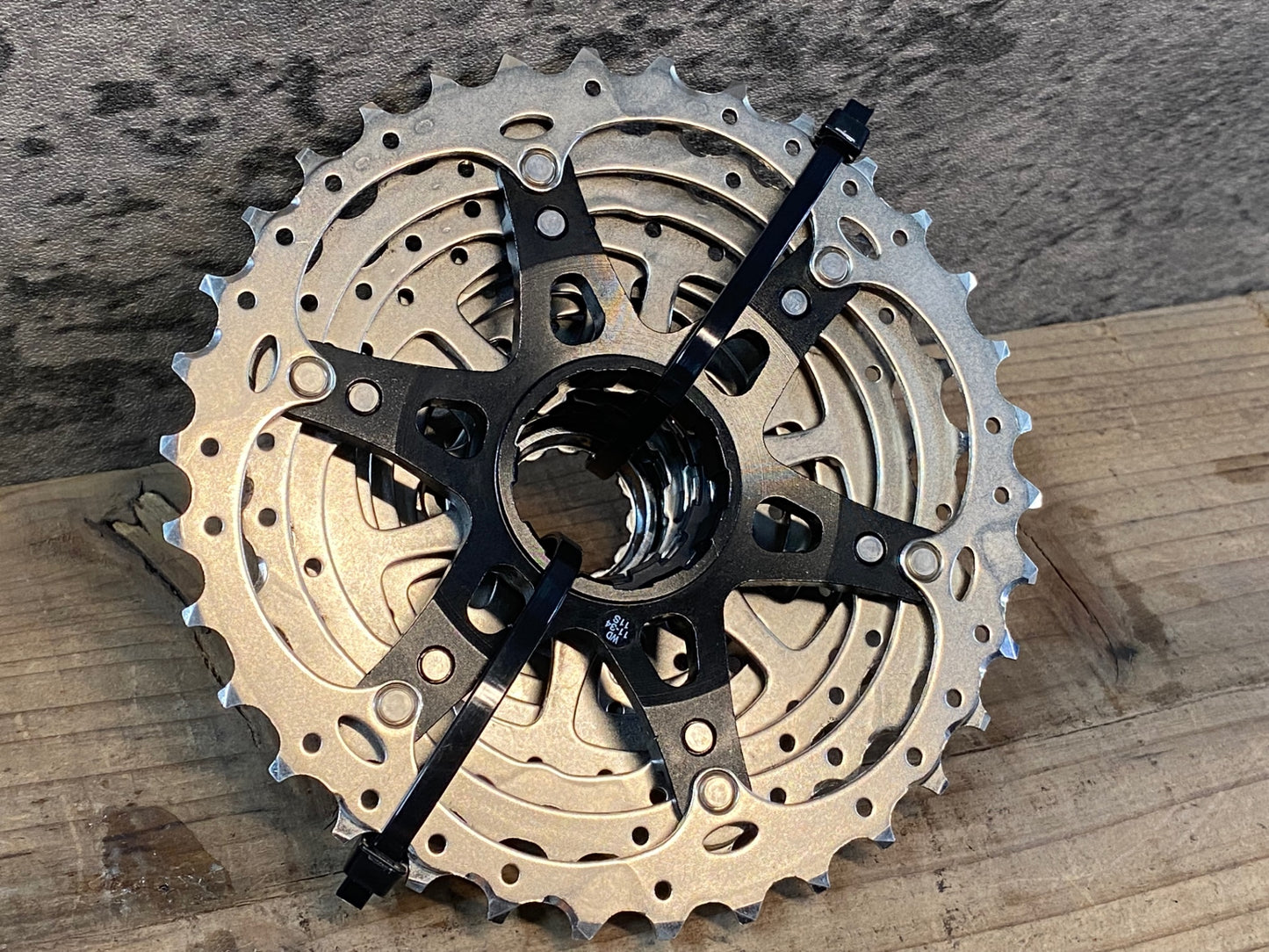 IP762 シマノ SHIMANO CS-HG700-11 スプロケット 11s 11-34T