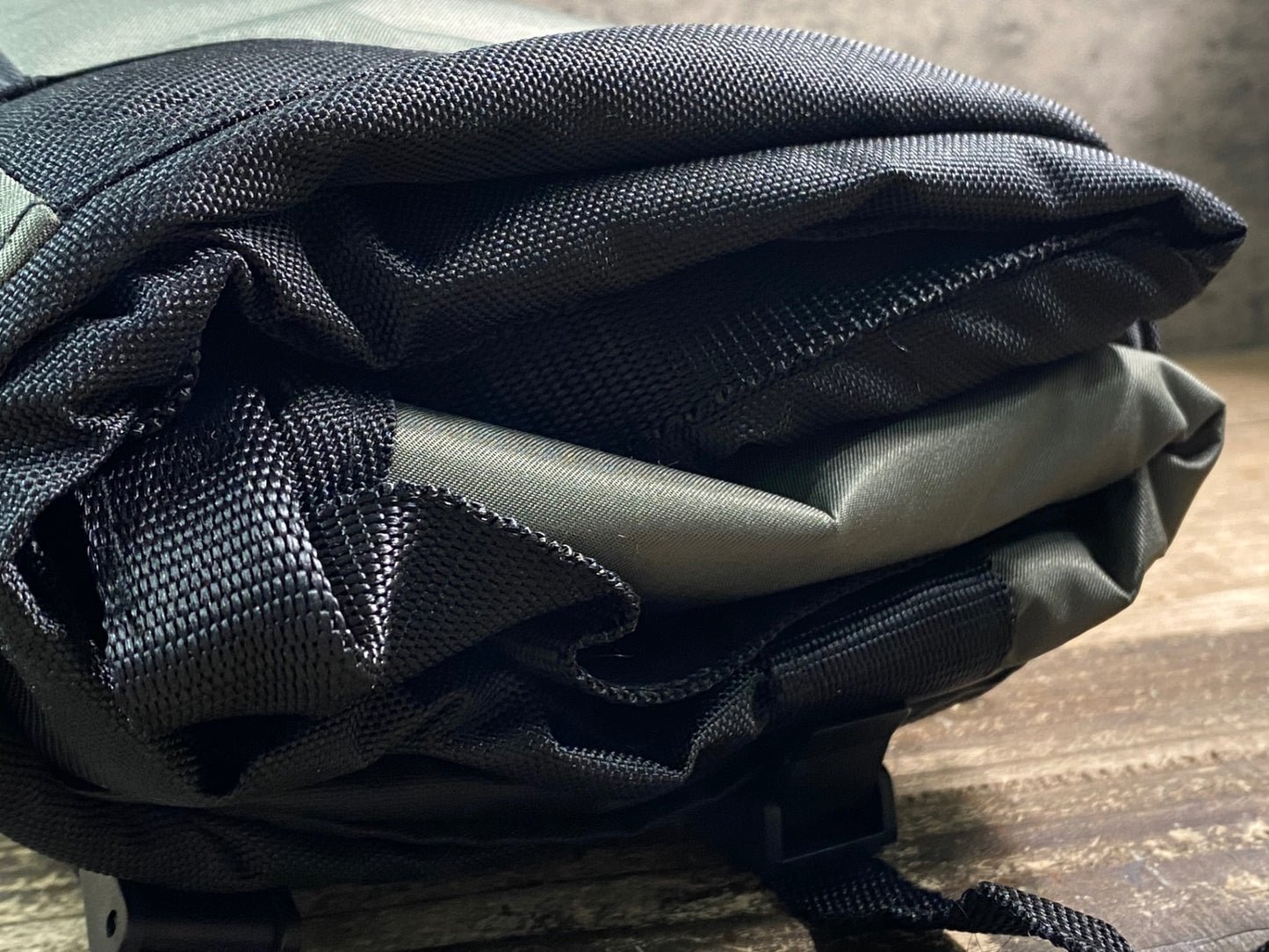 IZ091 マルト MARUTO かるが～る600D 輪行袋 黒 カーキ ブロンプトン用