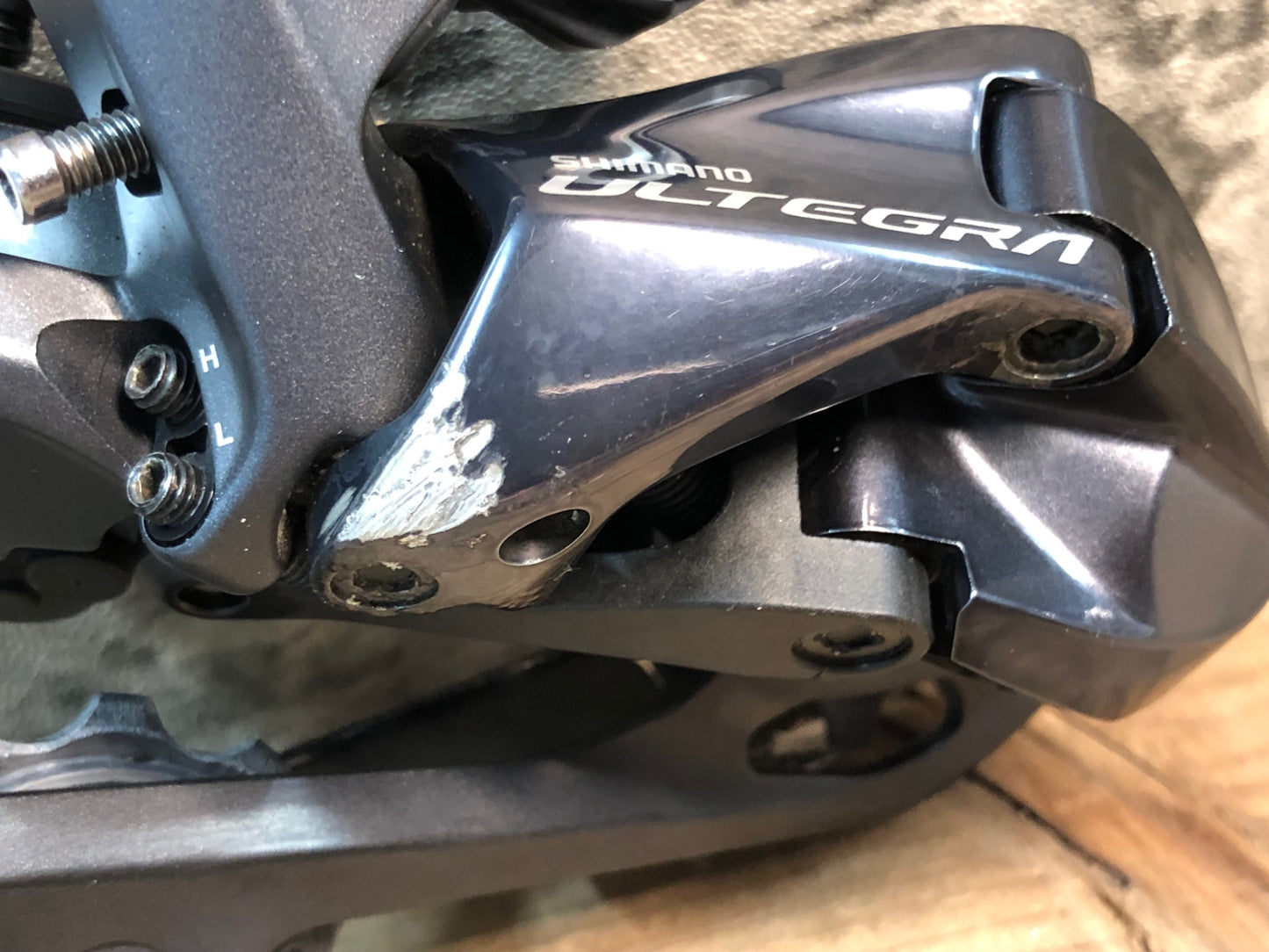 IQ672 シマノ SHIMANO アルテグラ ULTEGRA RD-R8050 SS リアディレイラー 11s Di2 電動 ※ガリ傷