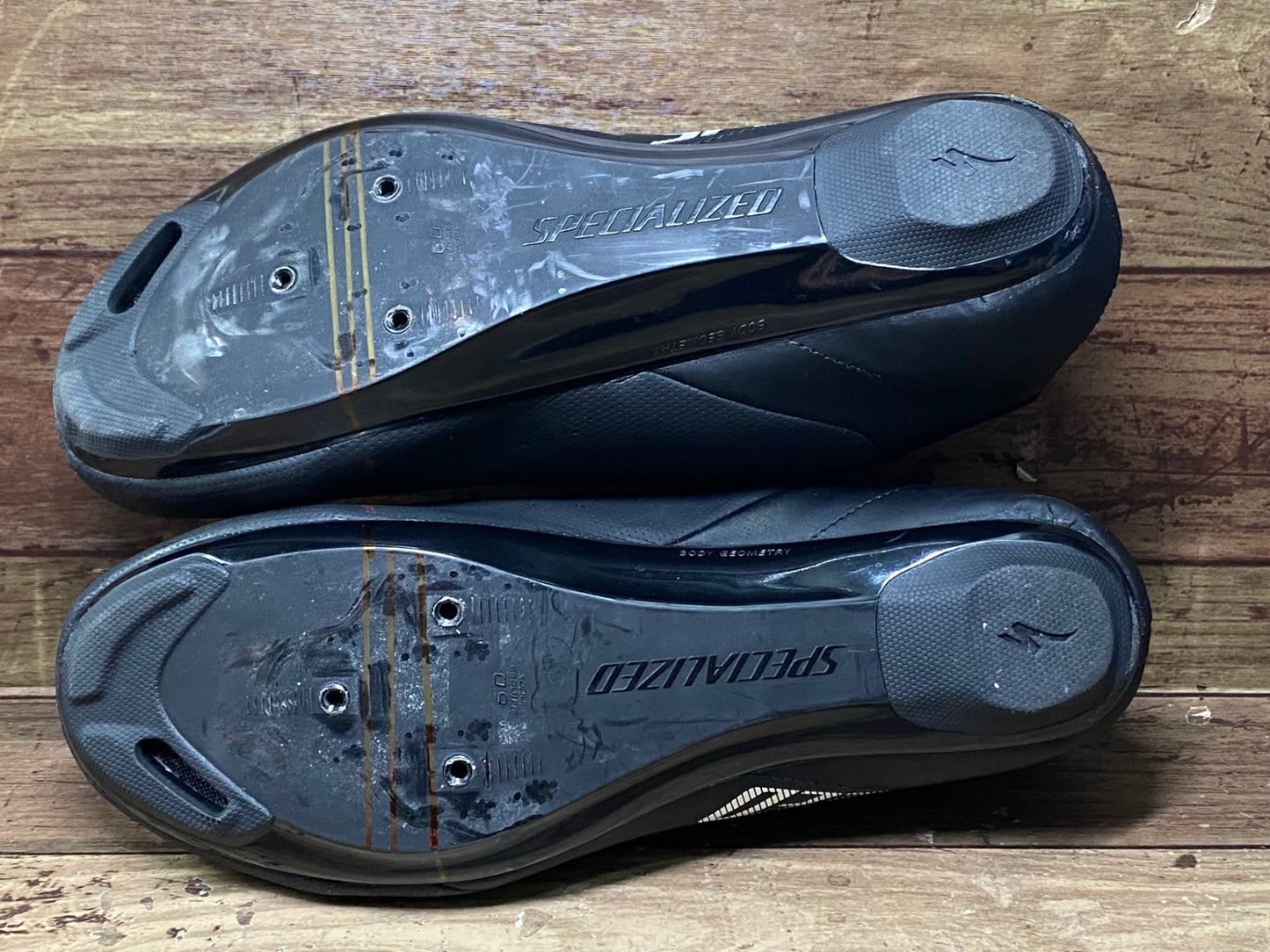 IL711 スペシャライズド SPECIALIZED トーチ TORCH 1.0 RD SHOE ビンディングシューズ 黒 EU42