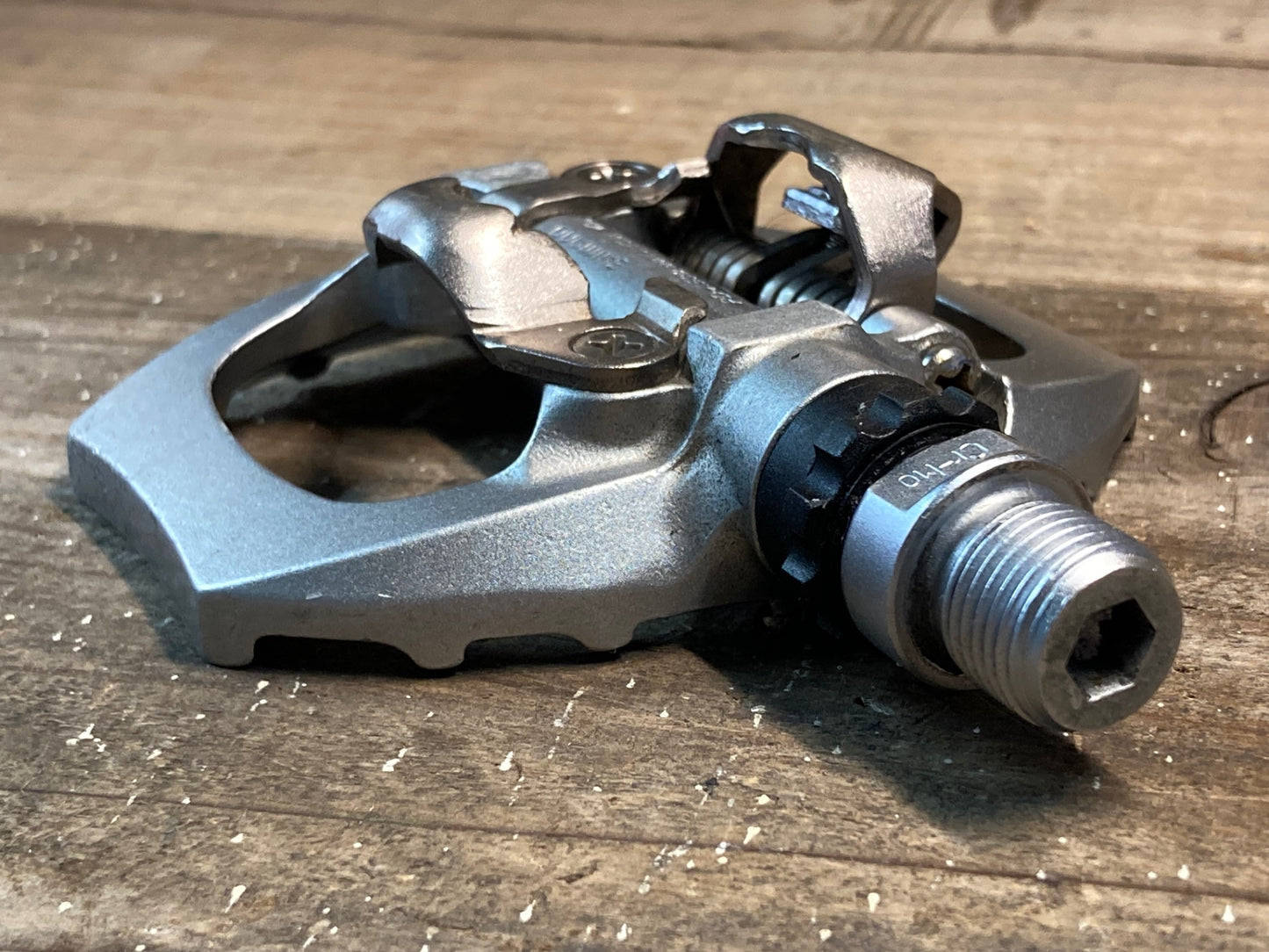 IN434 シマノ SHIMANO PD-A530 ビンディングペダル シルバー 片面フラット SPD