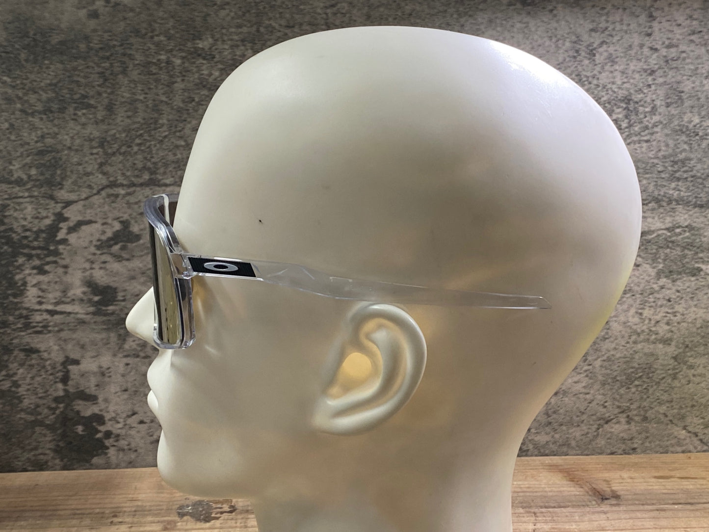 IU397 オークリー OAKLEY SUTRO サングラス アイウェア クリア レンズゴールド ※レンズ傷