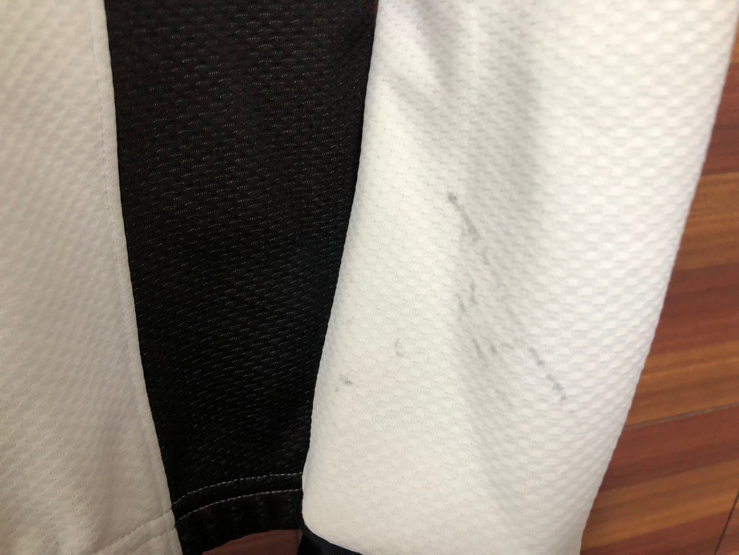 IQ947 パールイズミ PEARL iZUMi 長袖サイクルジャケット 白黒 M 日焼け WIND BREAK