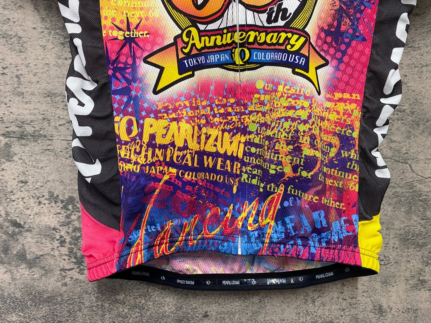 JC211 パールイズミ PEARL iZUMi 半袖 サイクルジャージ 総柄 M 60周年