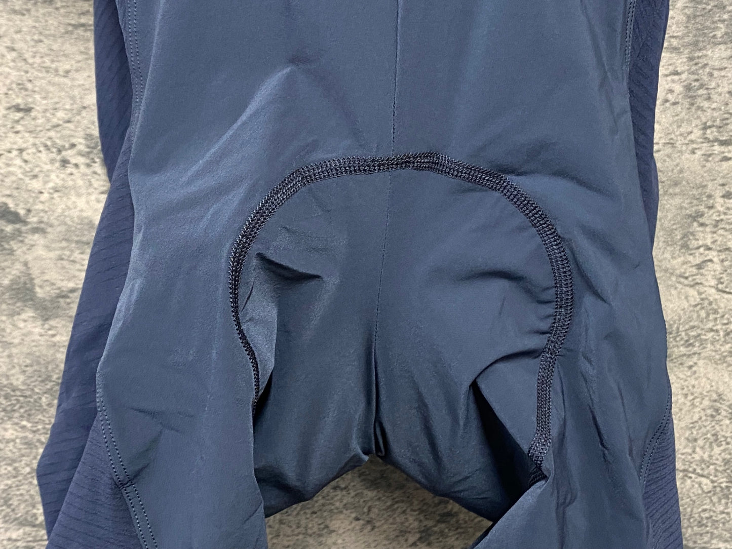 IV325 ラファ Rapha PRO TEAM POWERWEAVE BIB ビブショーツ 紺 M