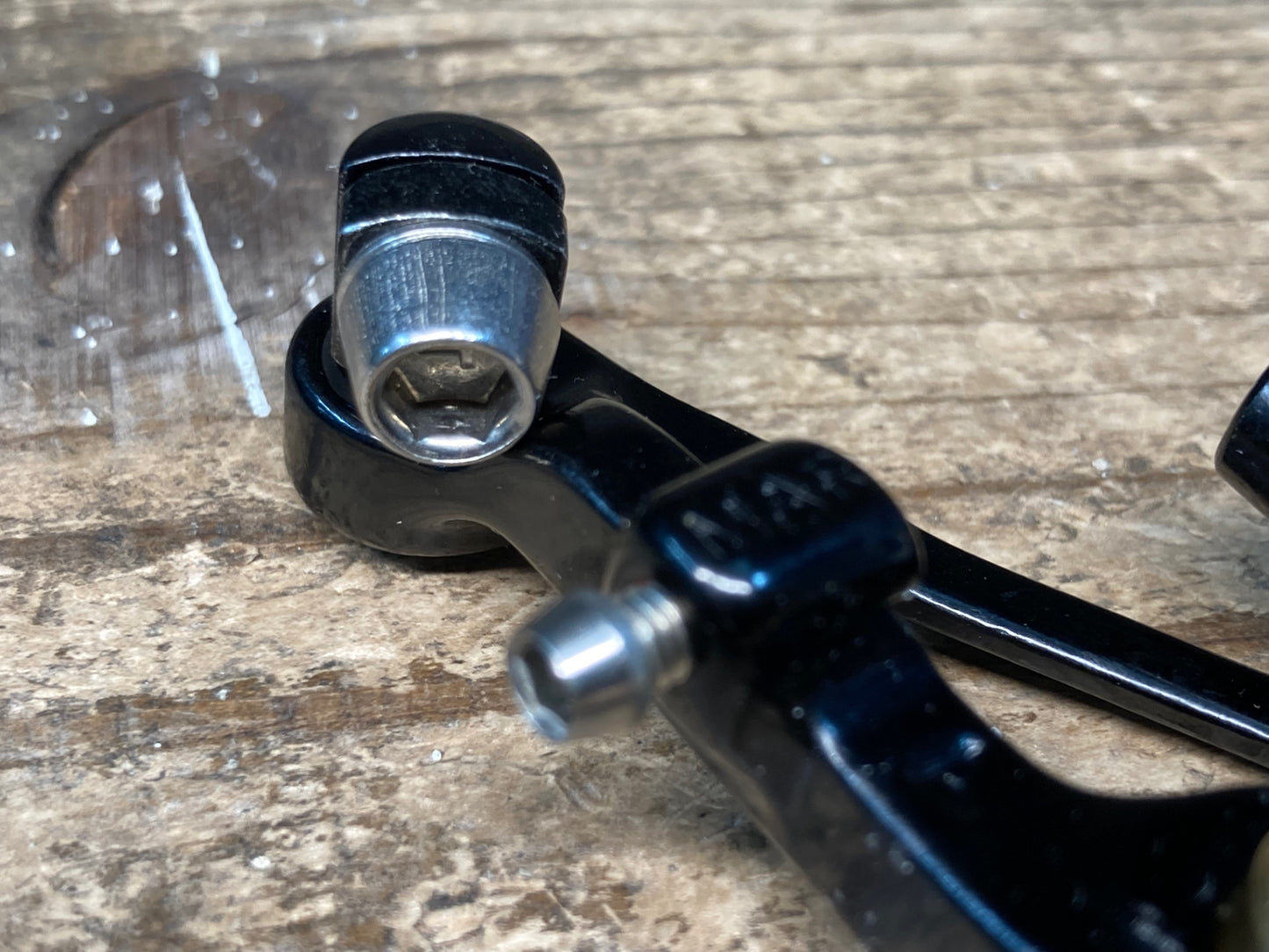 II994 テクトロ TEKTRO CR-720 カンチブレーキキャリパー 黒 前後セット