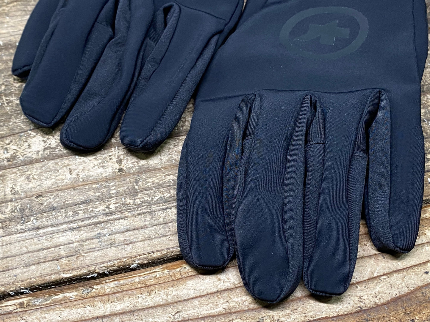 IU537 アソス assos WINTER GLOVES EVO 長指 グローブ 黒 M 裏起毛